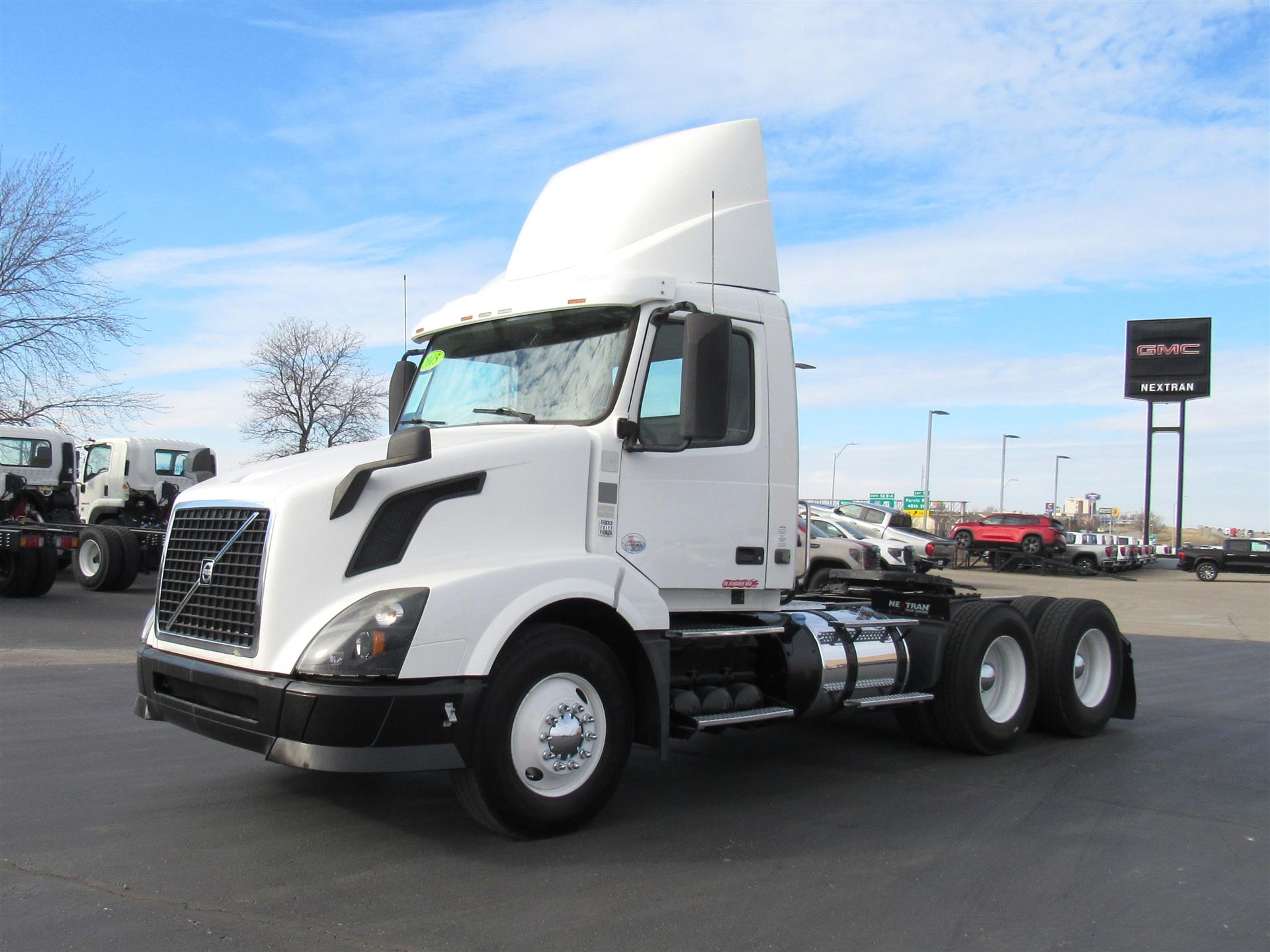 2015 Volvo VNL300