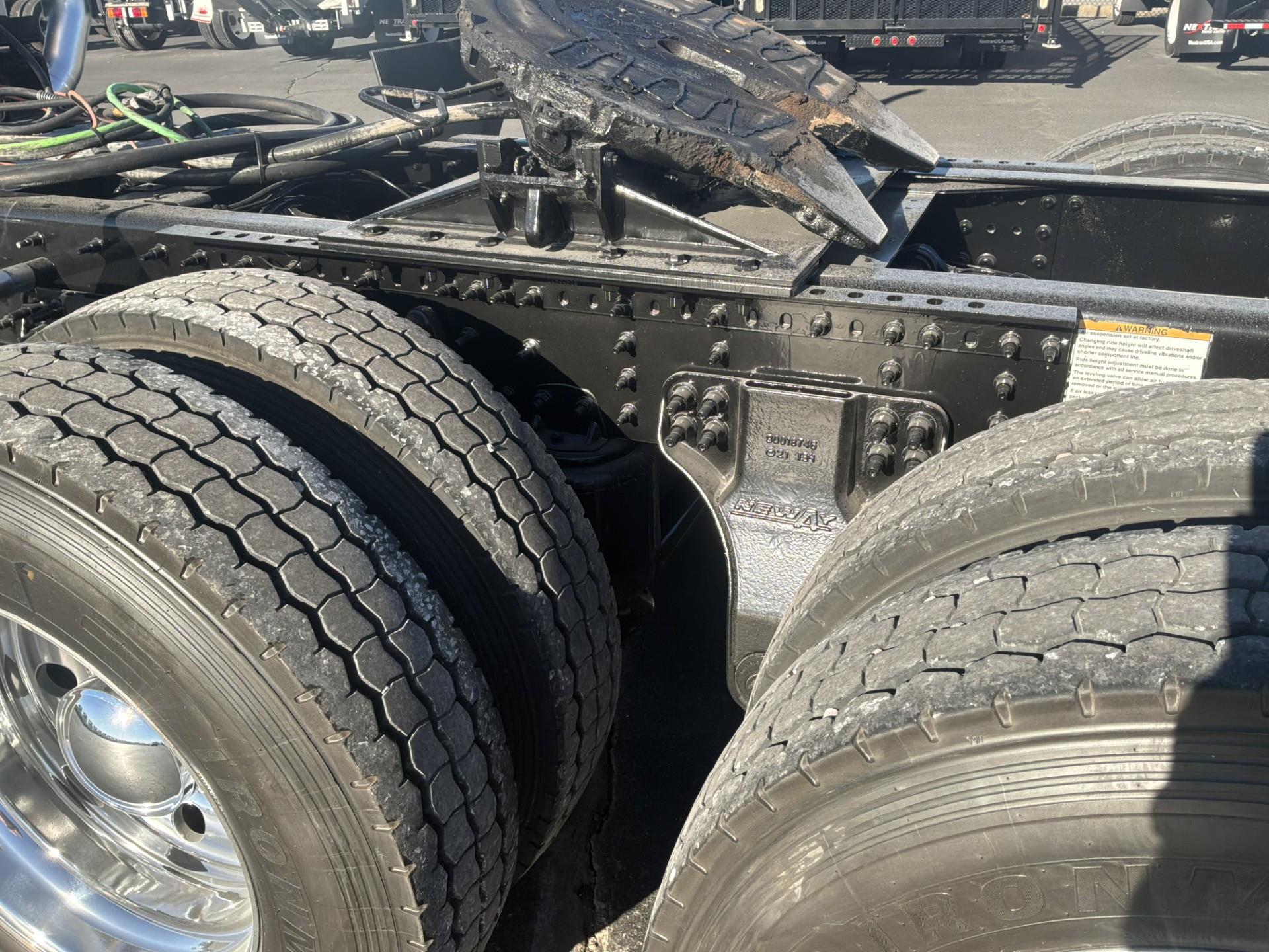 2022 Mack - image 8