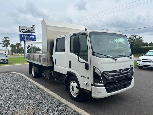 2026 Isuzu NRR-3V454