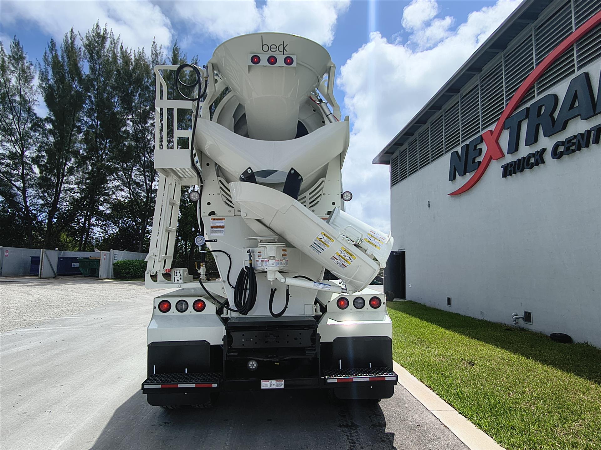 2026 Mack Granite in Fort Lauderdale, FL — photo 7