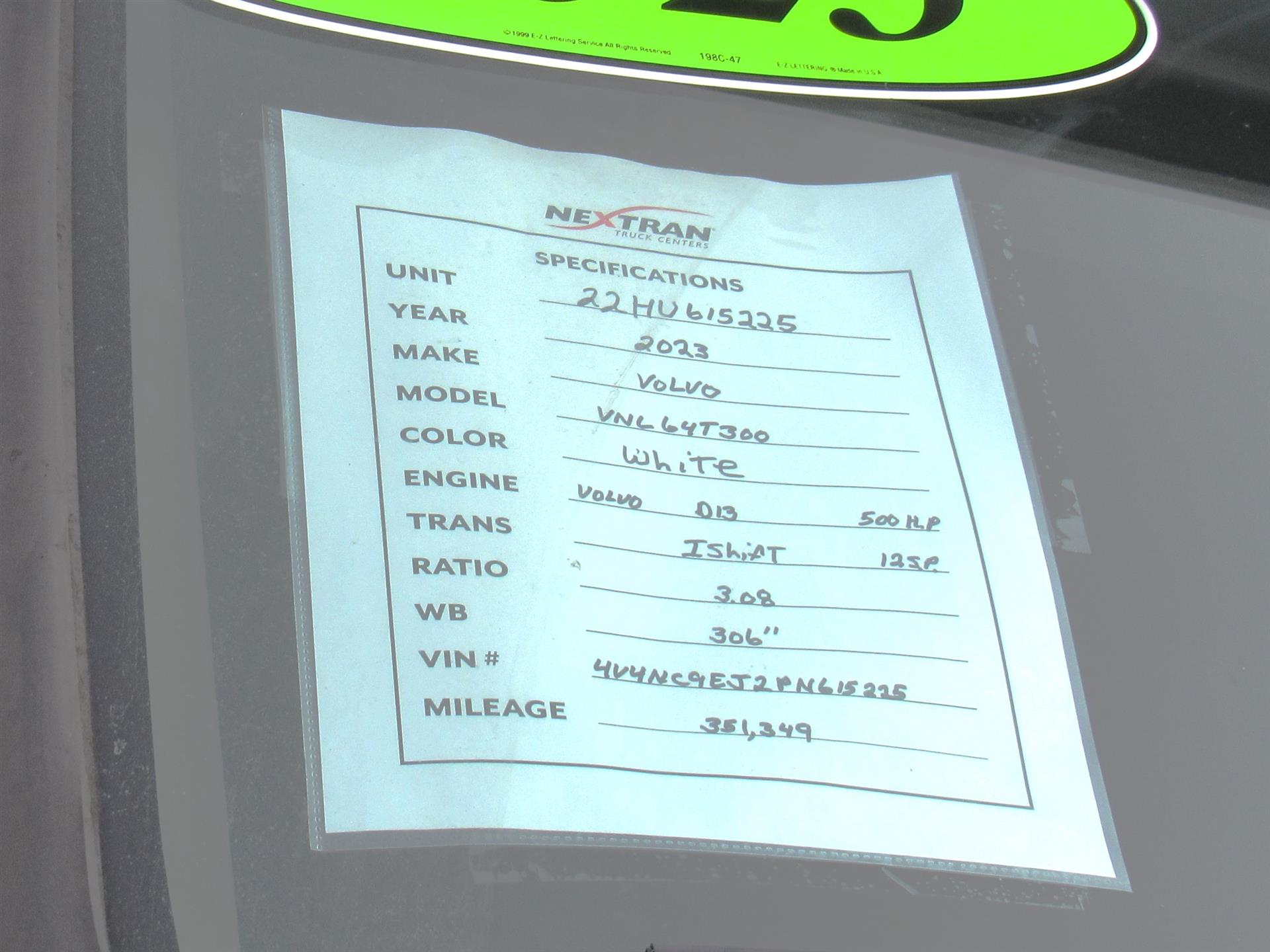 2023 Volvo - image 11