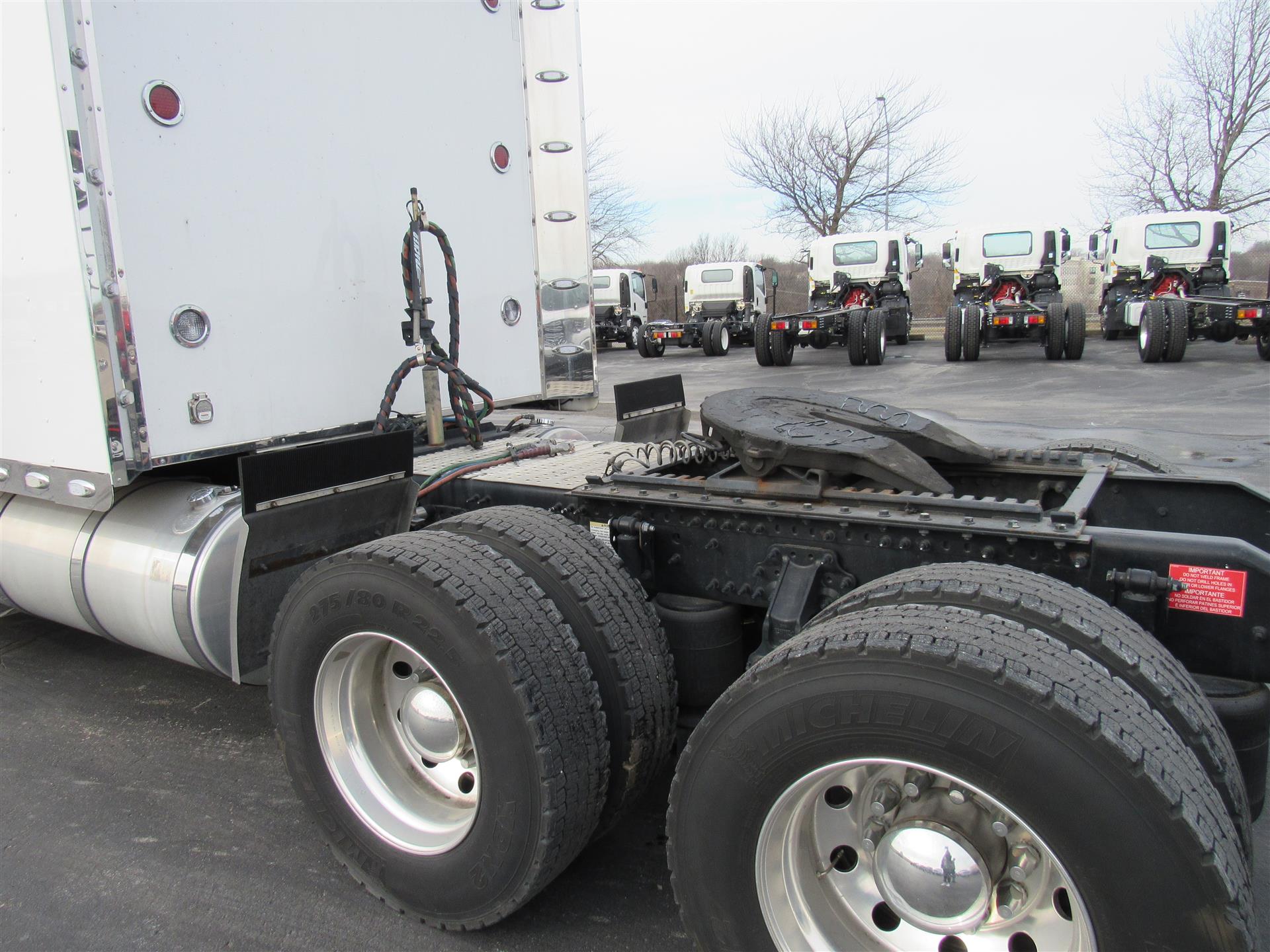 2023 Volvo - image 4