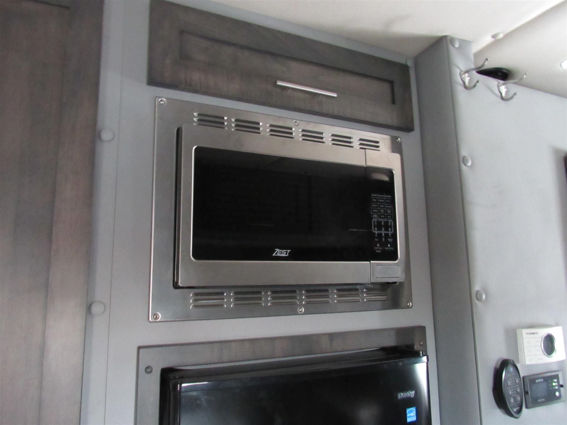 2023 Volvo - image 26