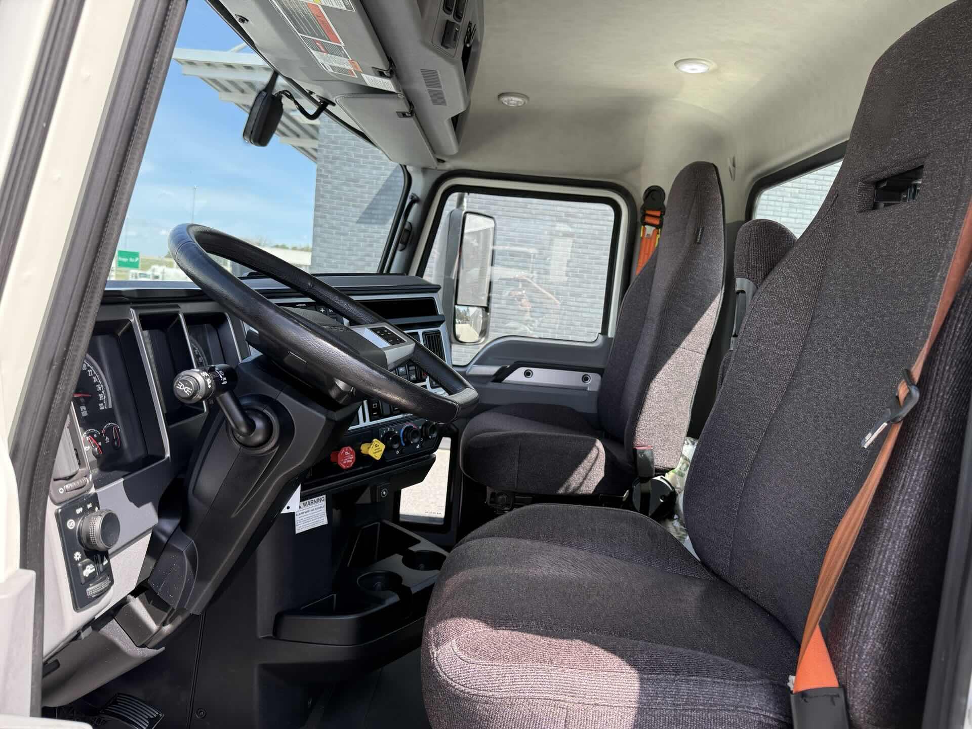 2021 Mack - image 12