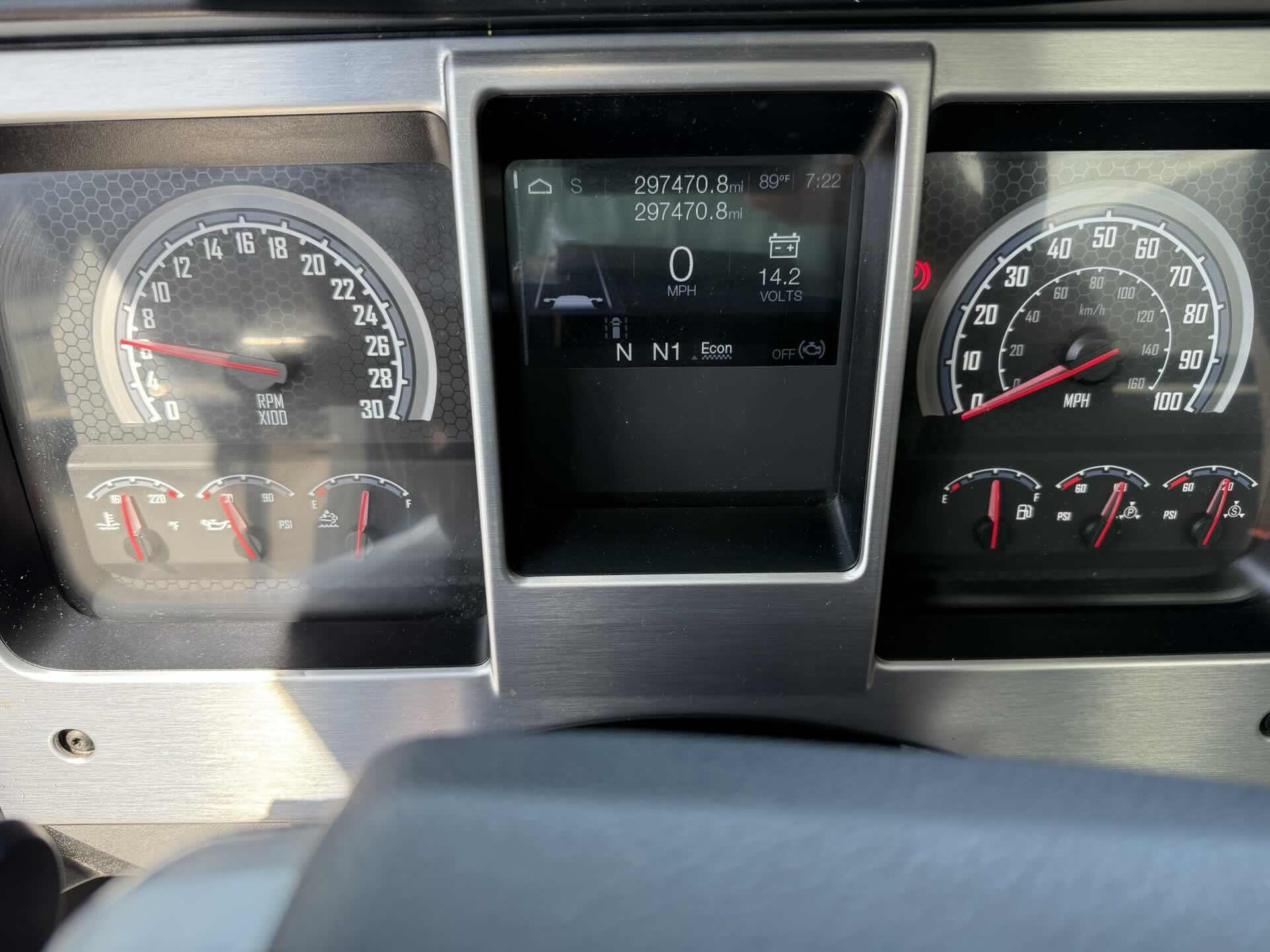 2021 Mack - image 13