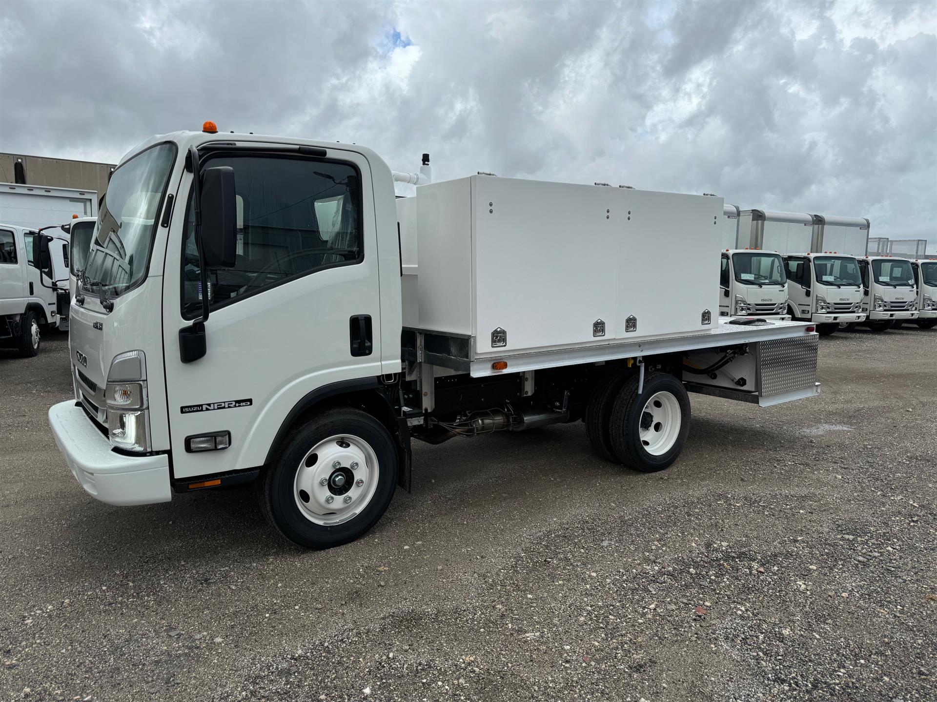 2026 Isuzu NPR-1F104