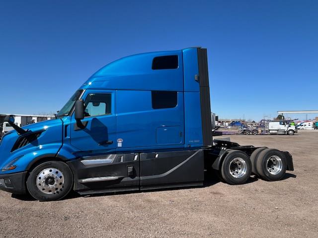 2026 Volvo - image 2