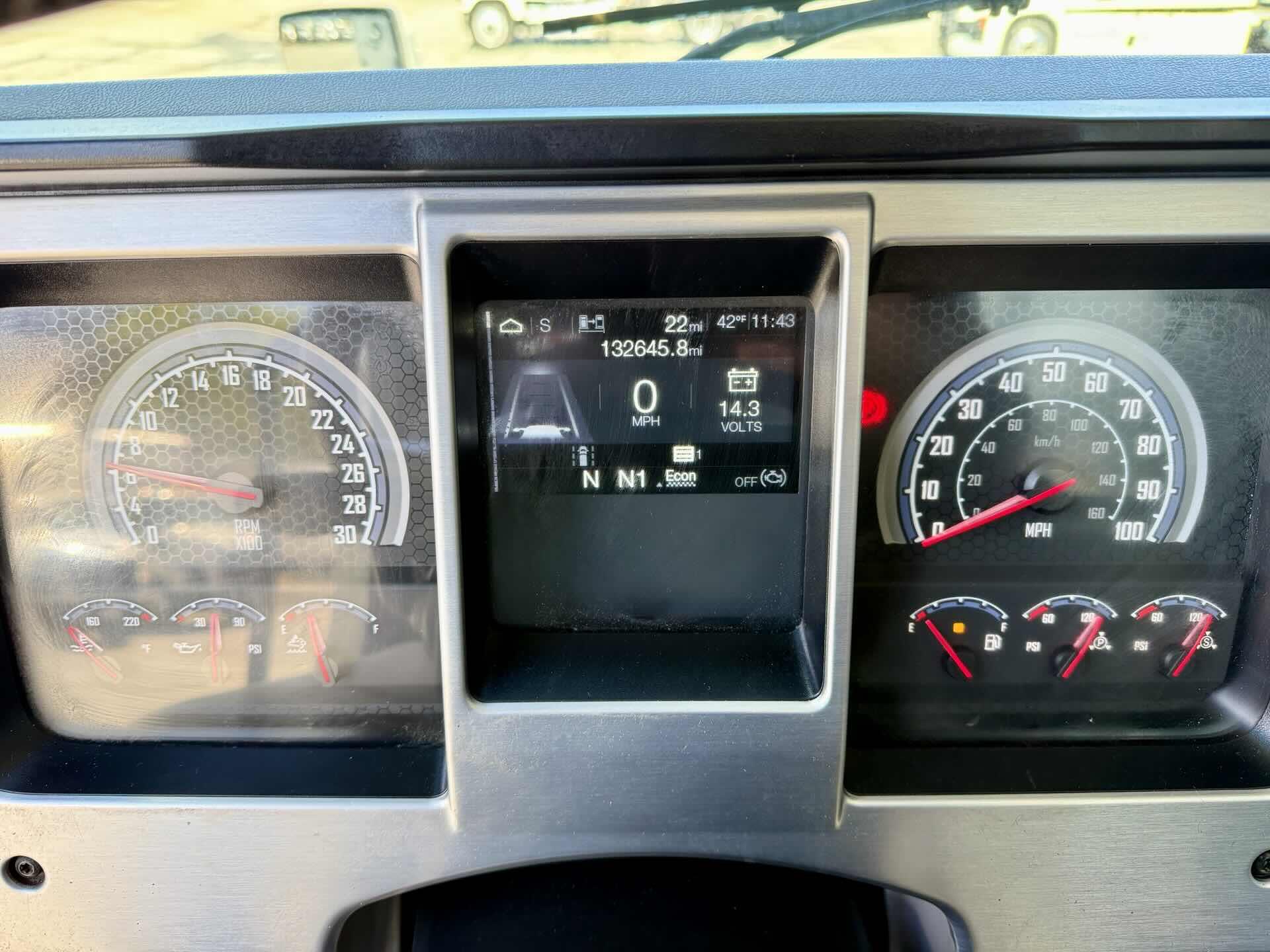 2021 Mack - image 13