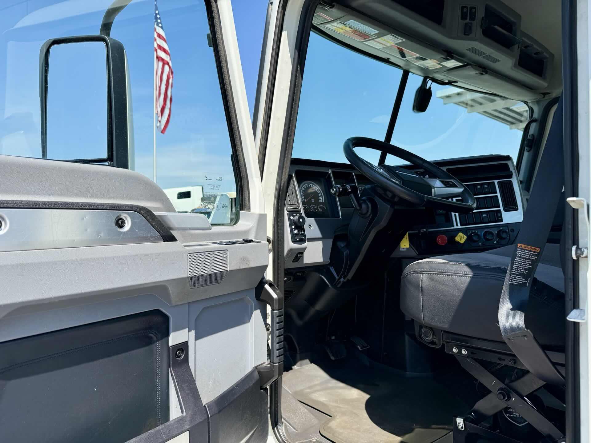 2022 Mack - image 14
