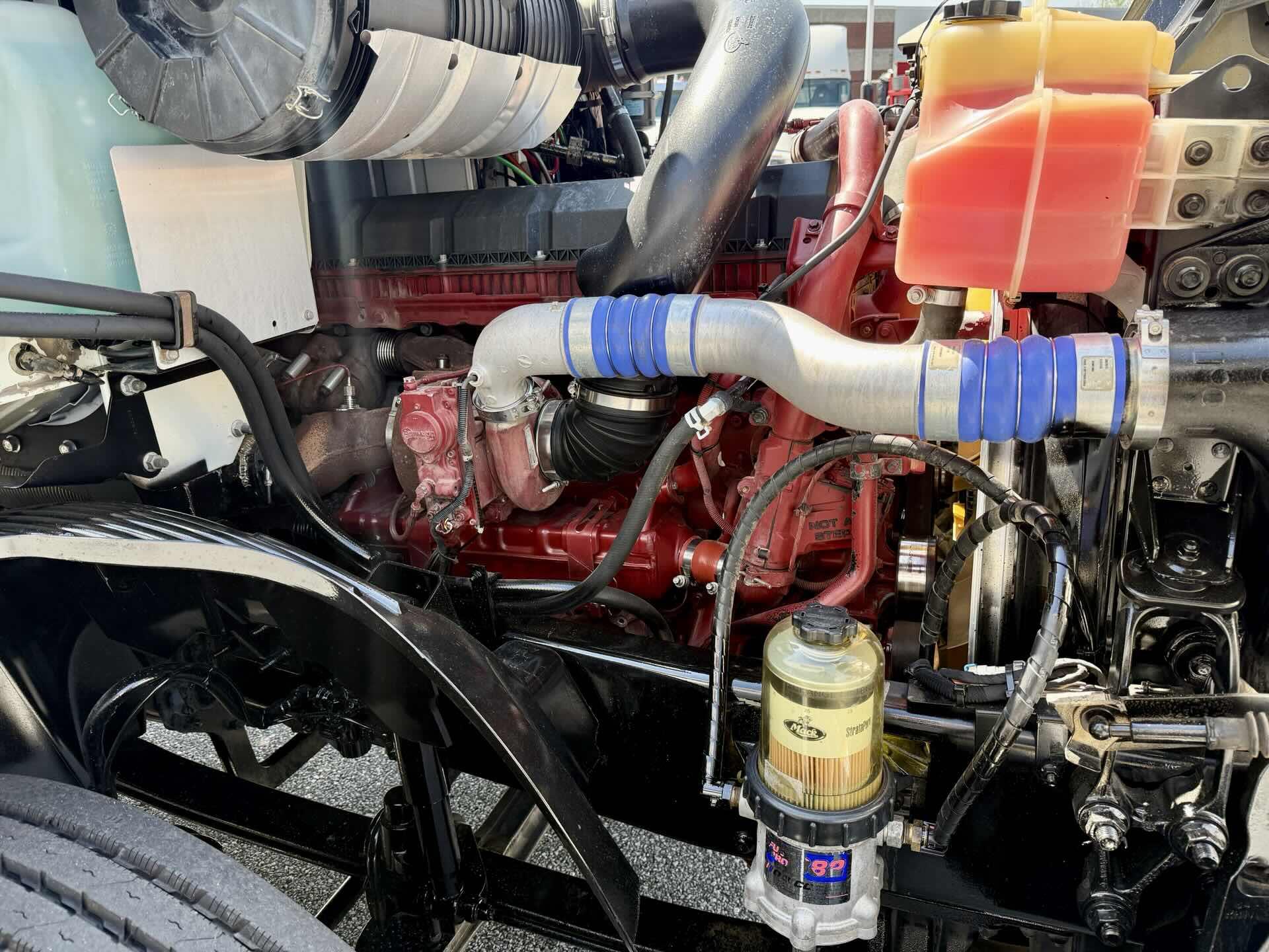 2020 Mack - image 13