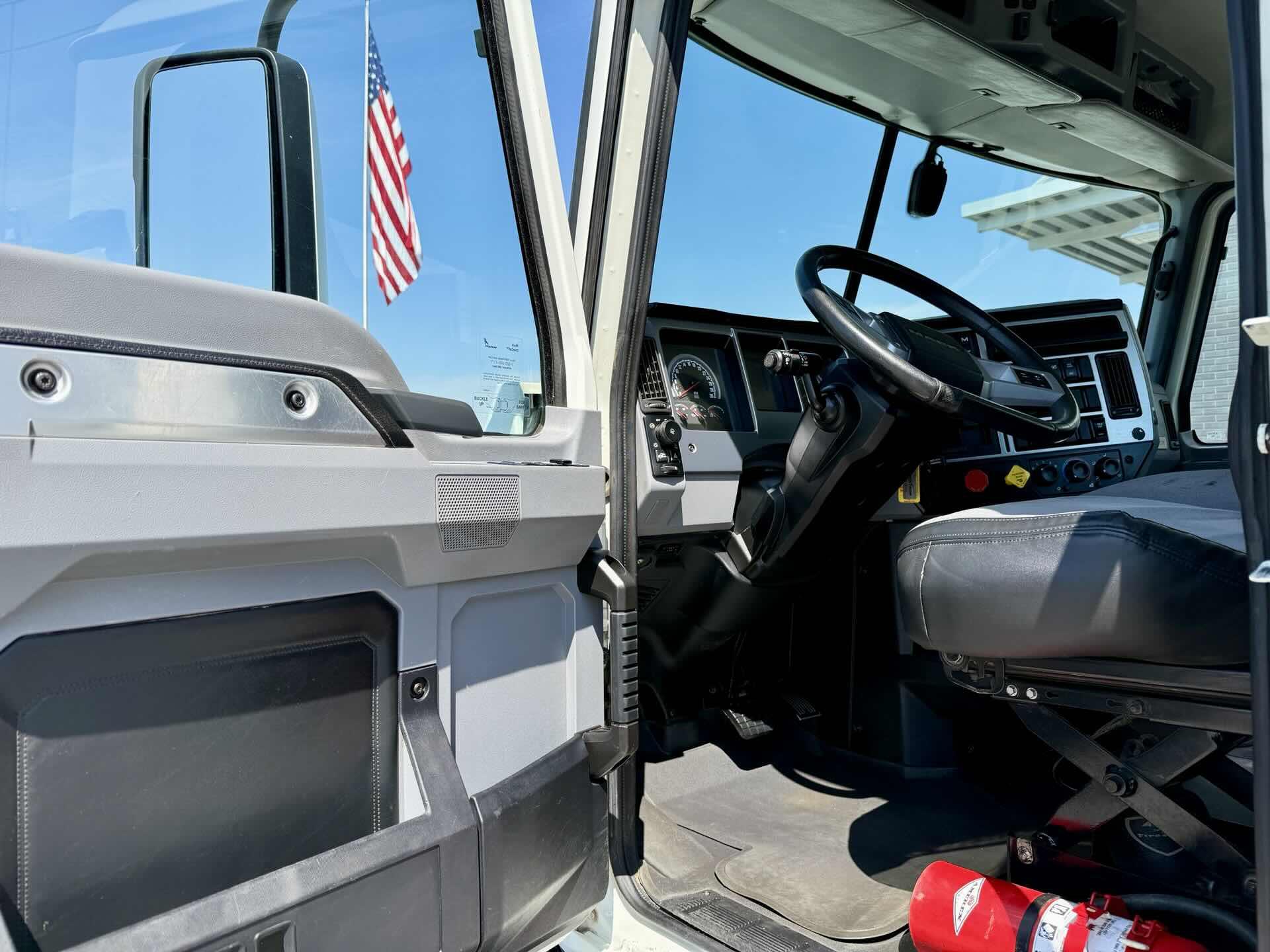 2020 Mack - image 14