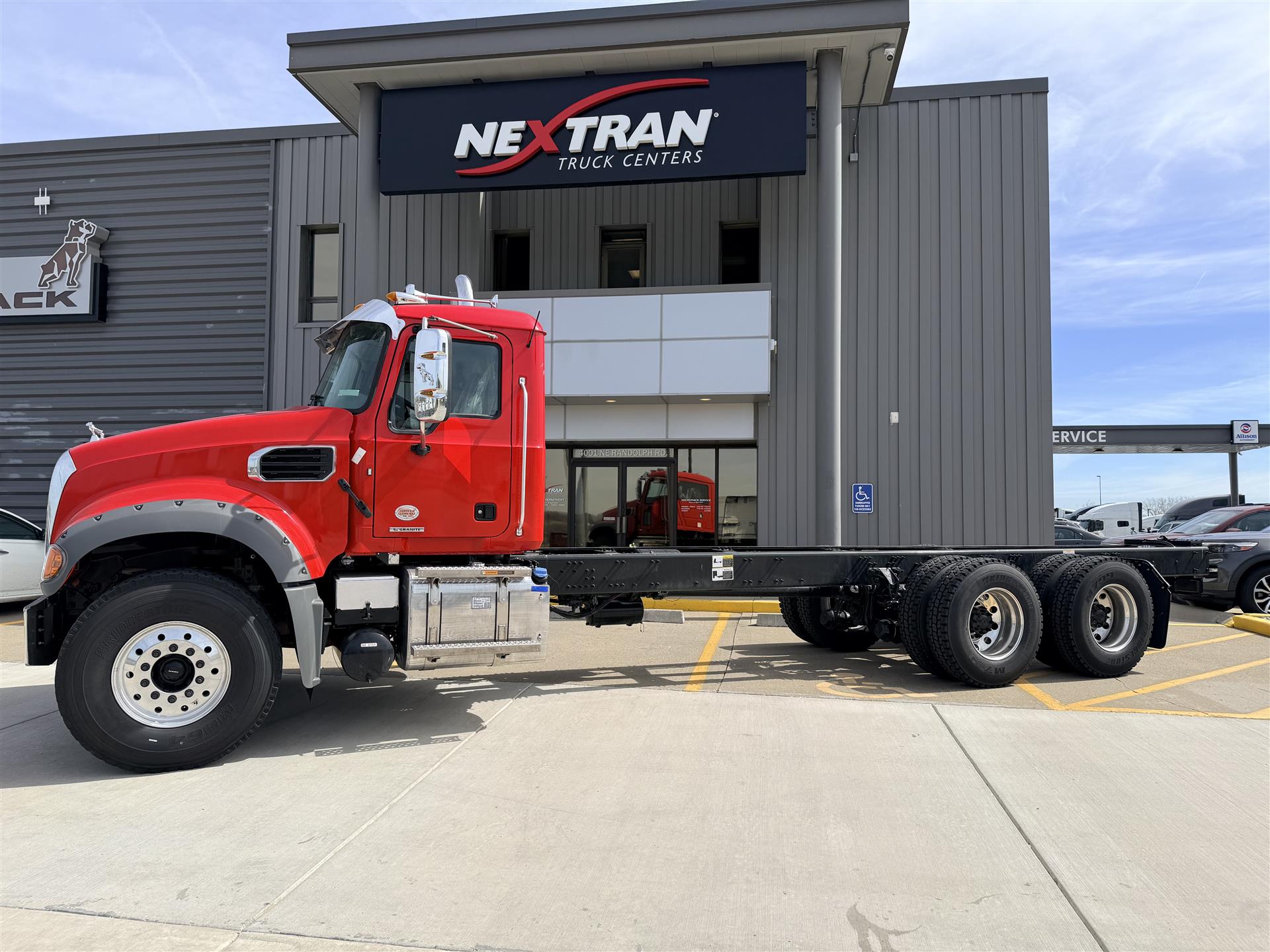 2027 Mack Granite in Kansas City, MO — photo 3