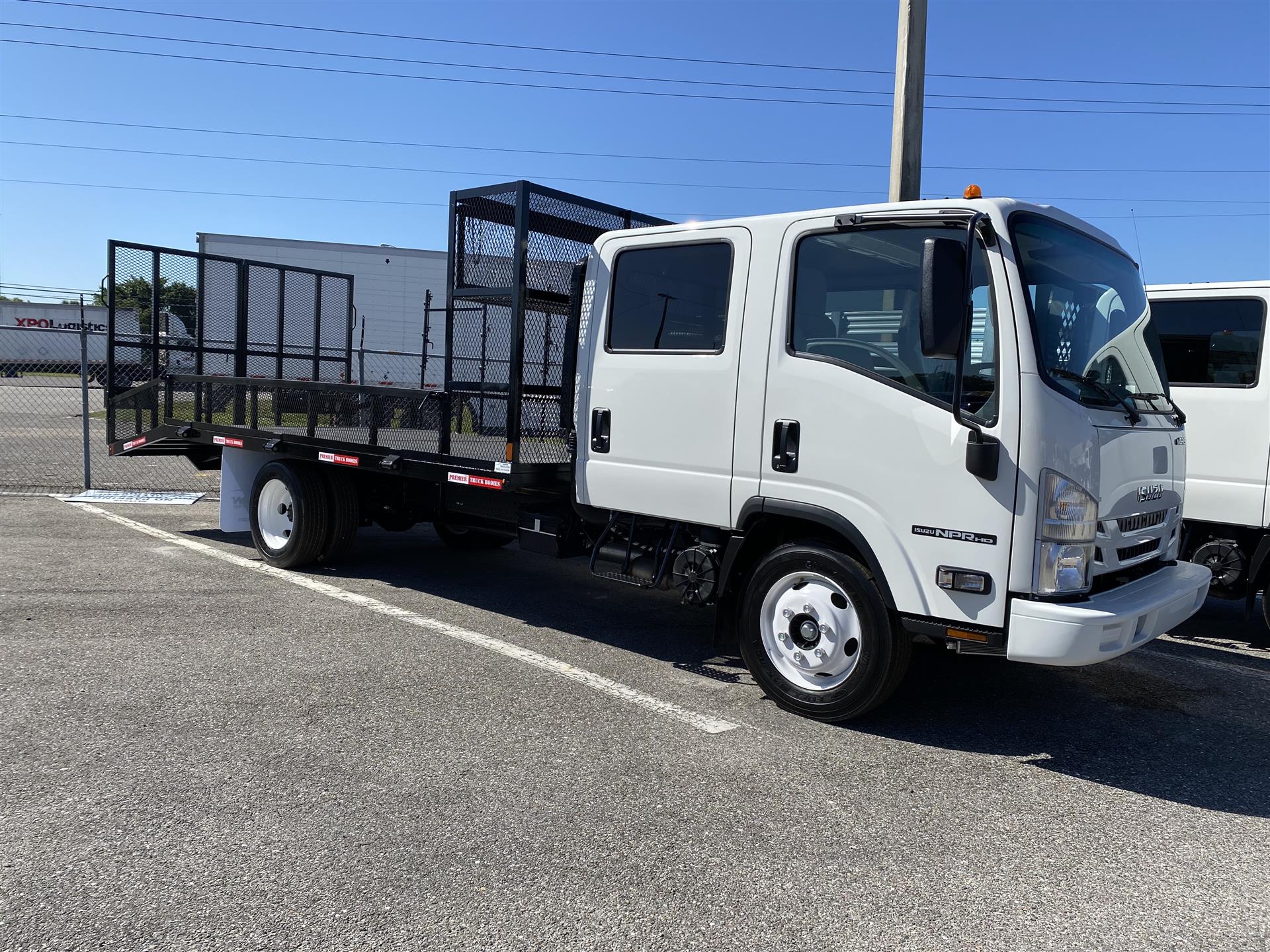2027 Isuzu NPR-1G404