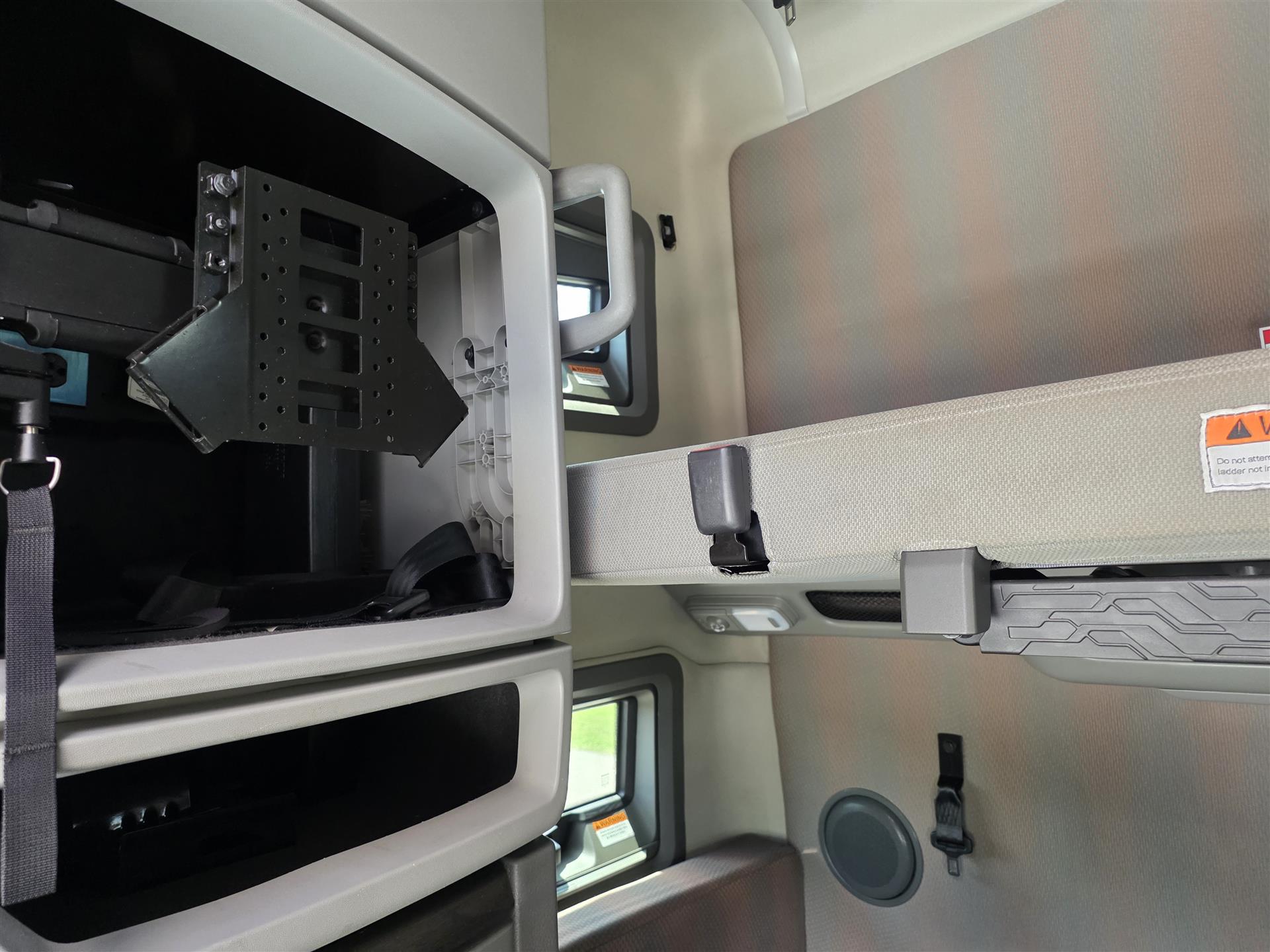 2023 Volvo - image 14