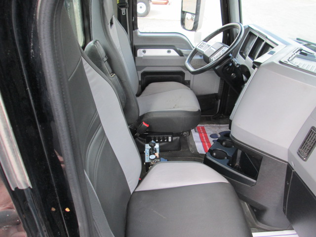 2022 Mack Pinnacle - image 21