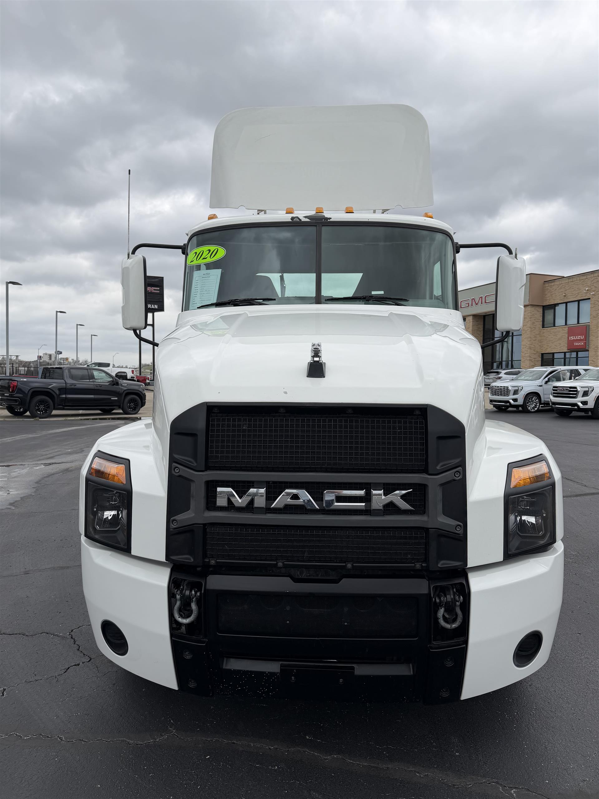 2020 Mack - image 3