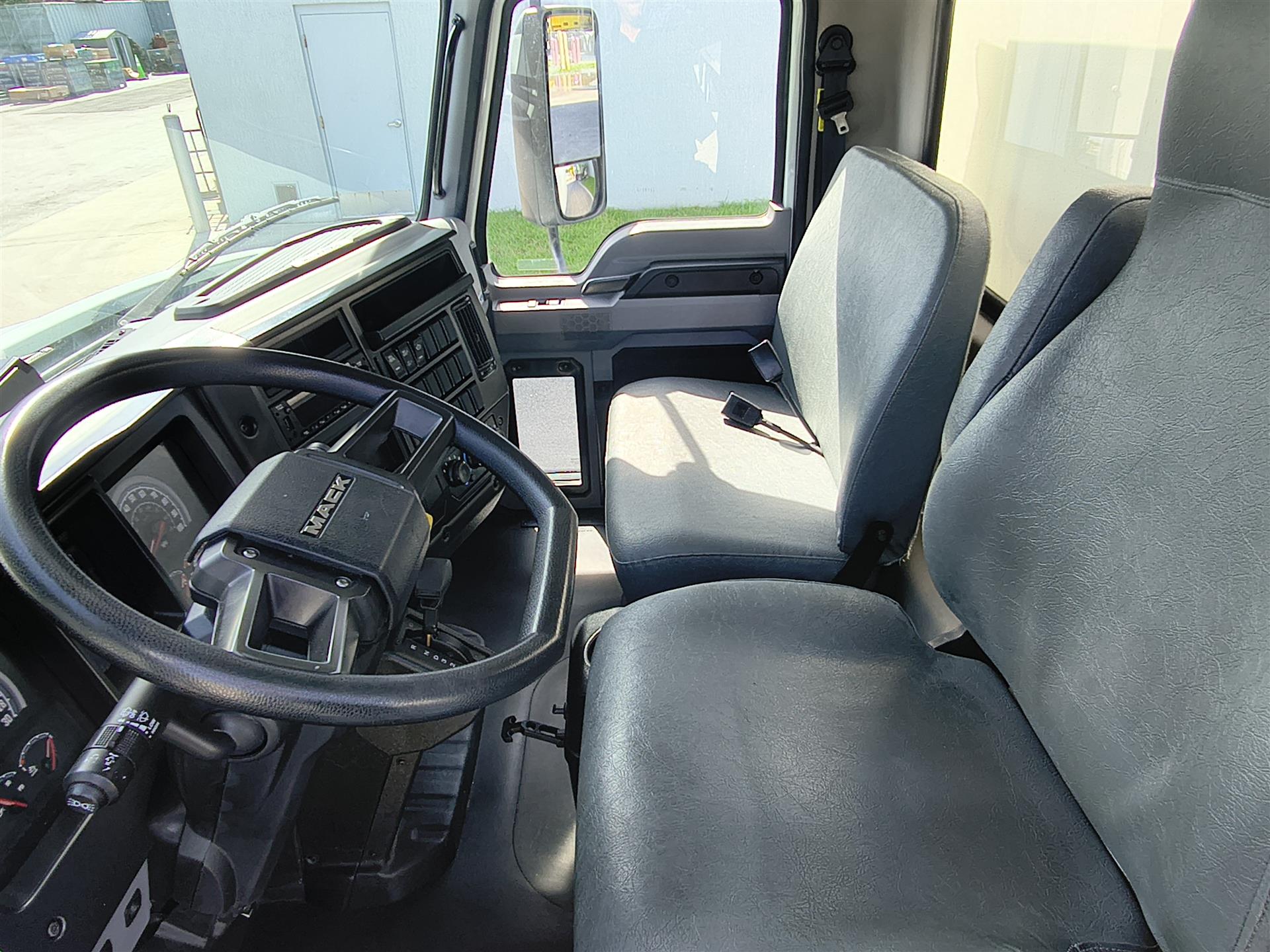 2022 Mack - image 10