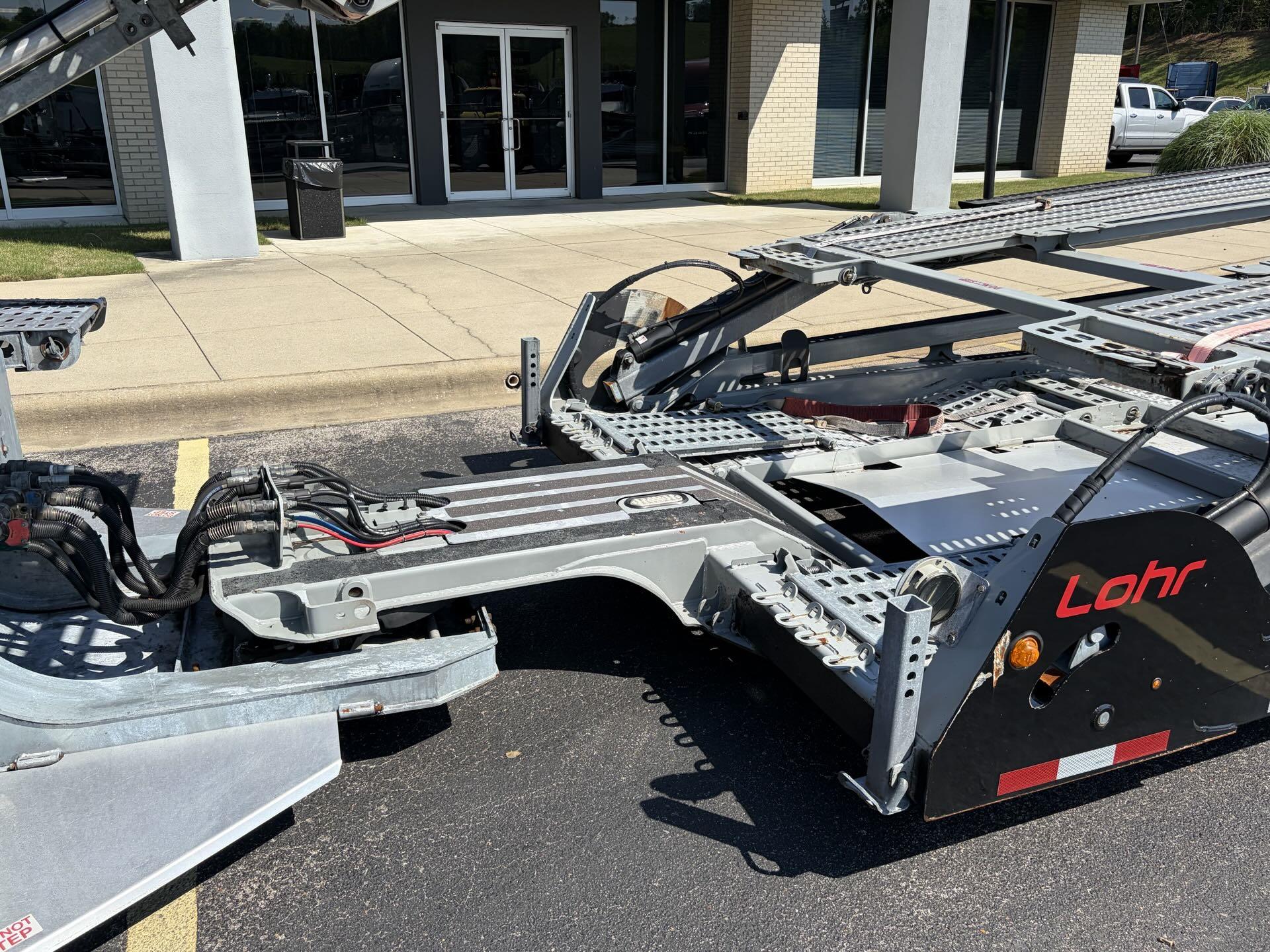 2024 Volvo - image 14