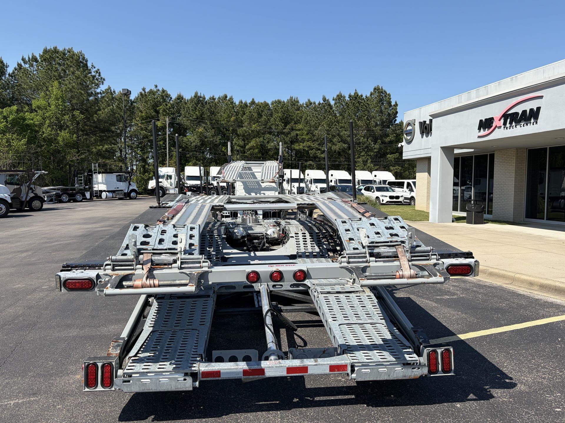 2024 Volvo - image 19