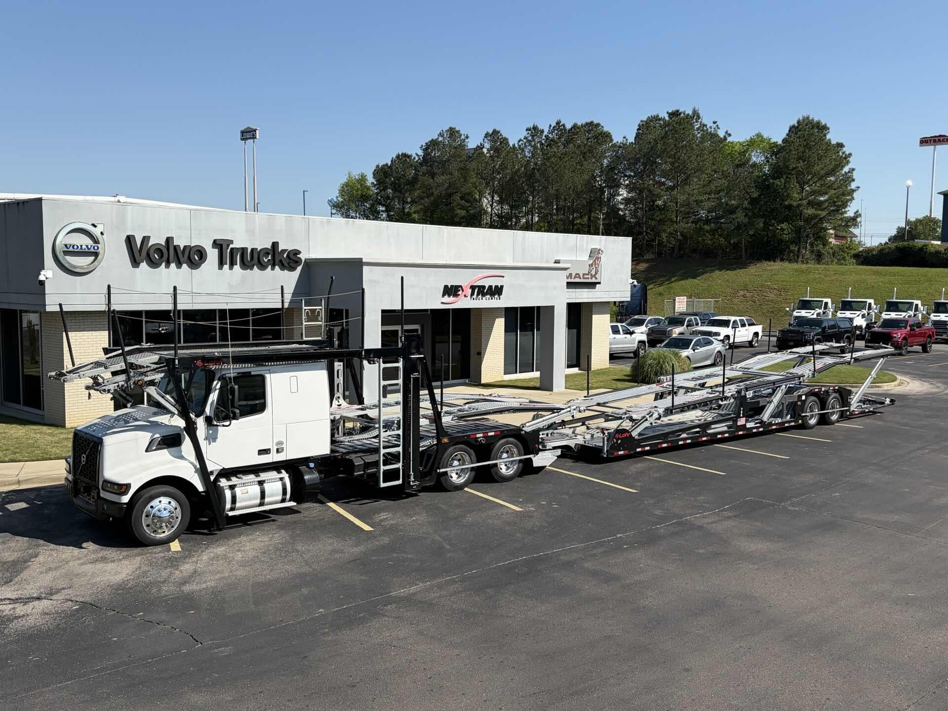 2024 Volvo VAH64400