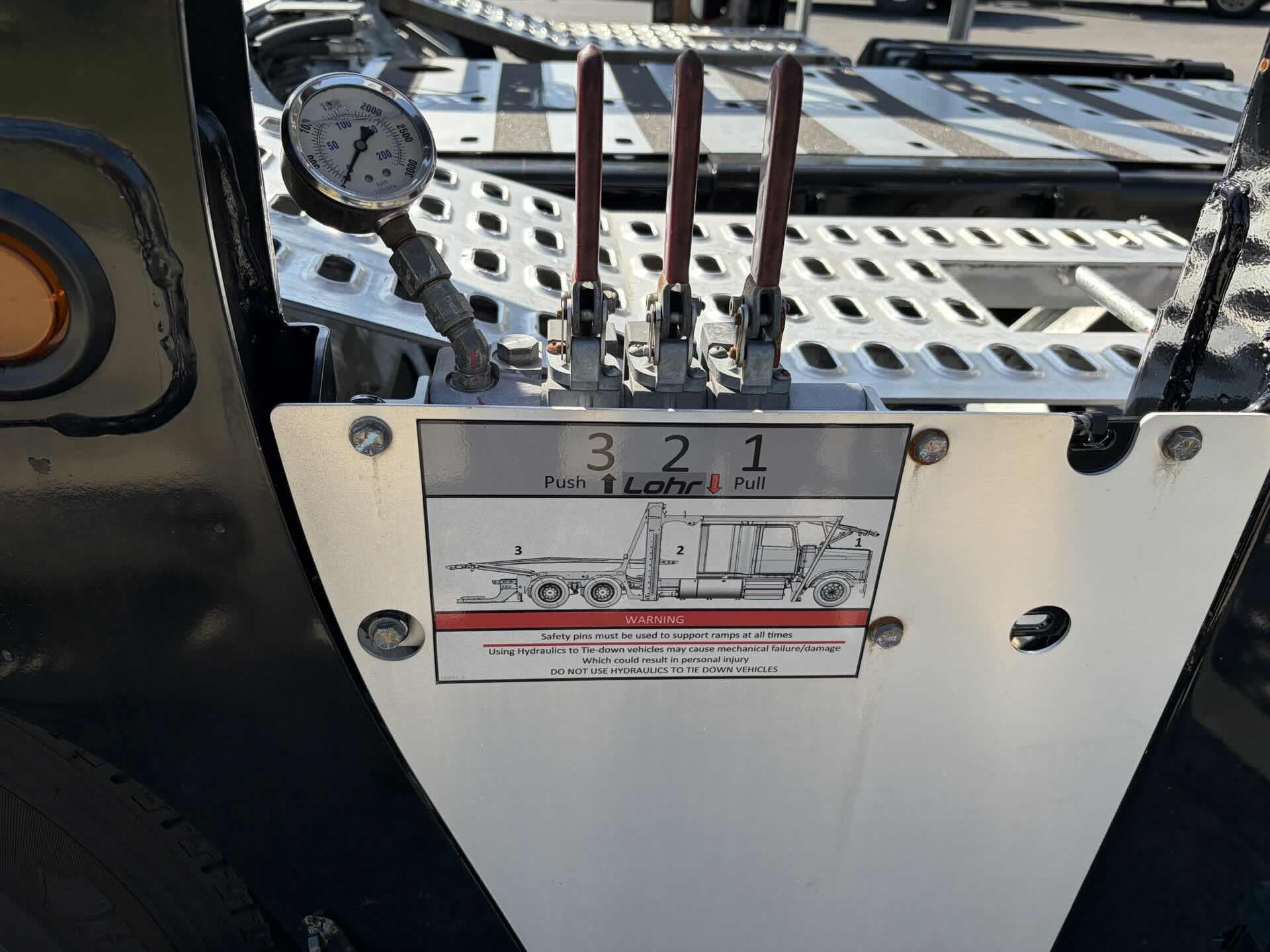 2024 Volvo - image 19