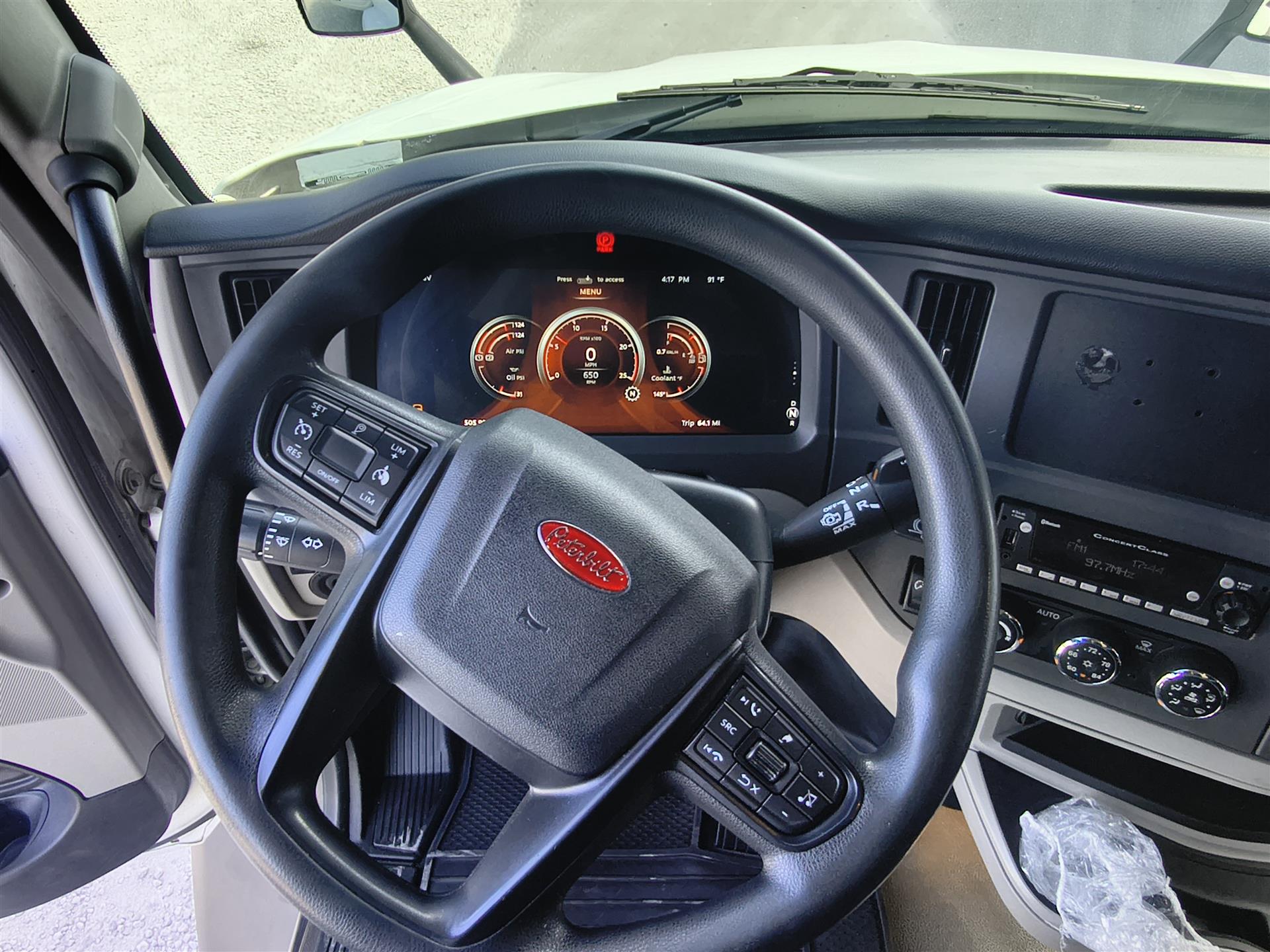 2023 Peterbilt 579 - image 9