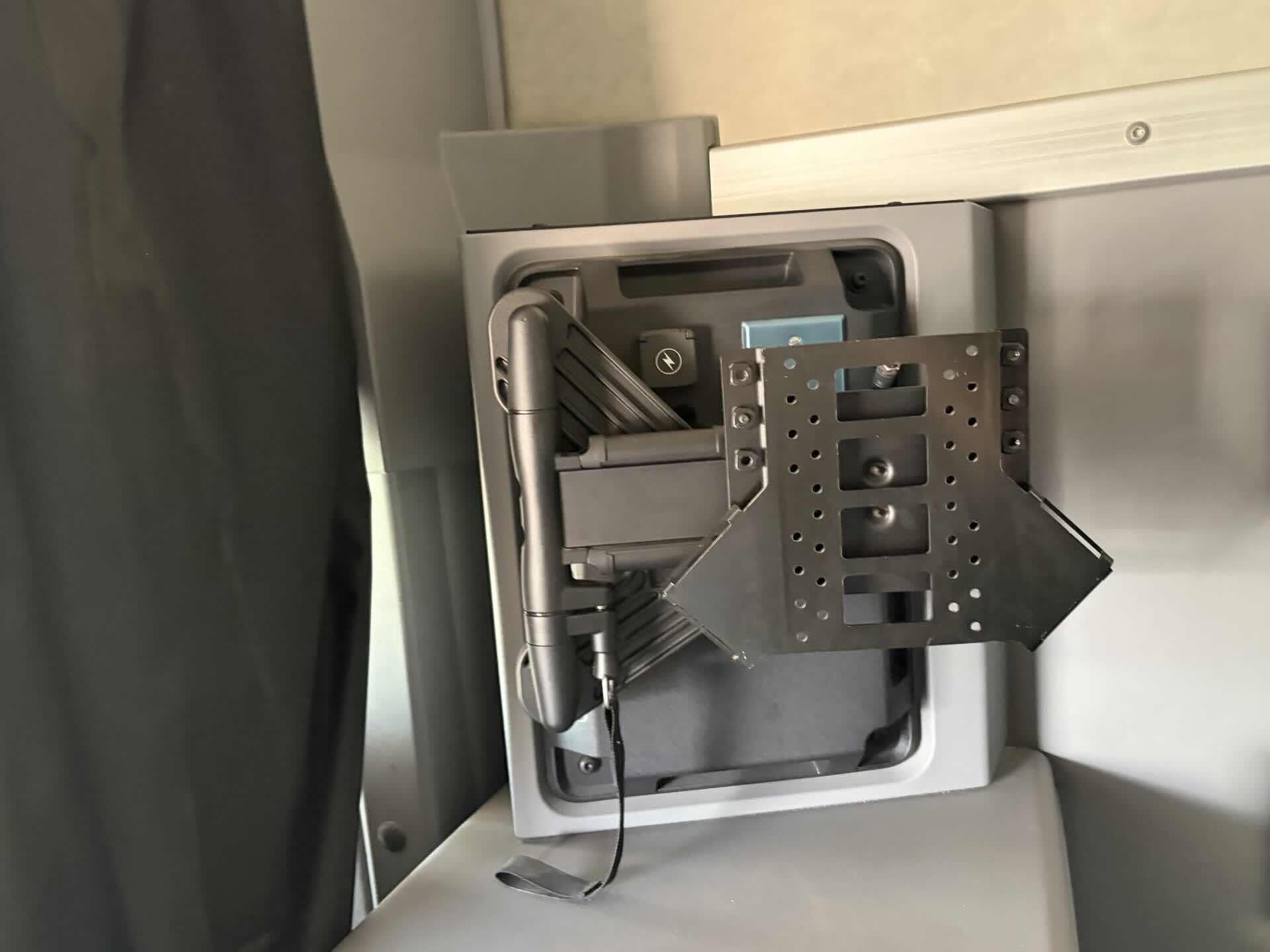 2022 Mack Anthem - image 20