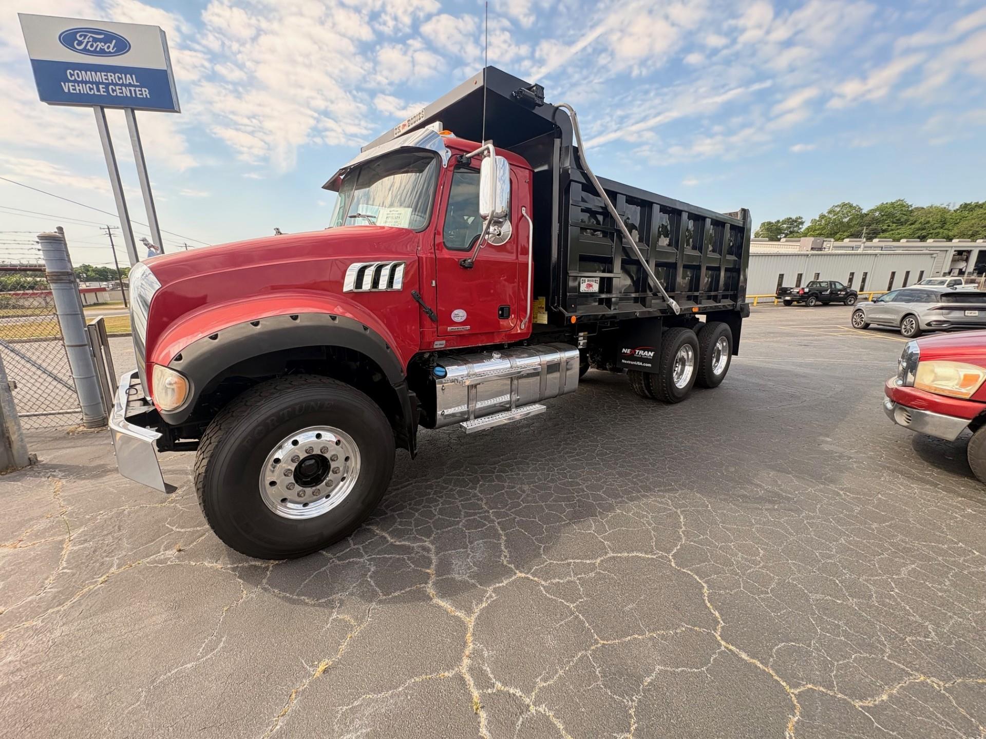 2019 Mack GR84F