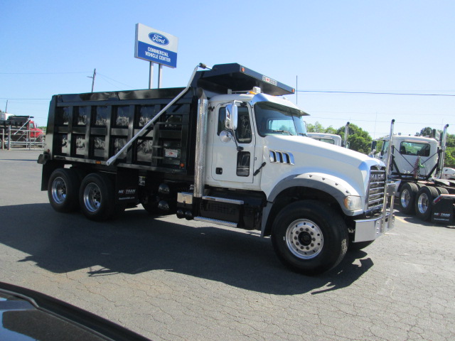 2020 Mack Granite - image 4