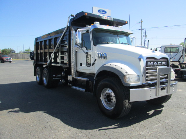 2020 Mack Granite - image 3