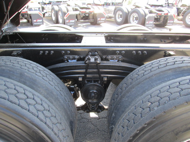 2020 Mack Granite - image 16