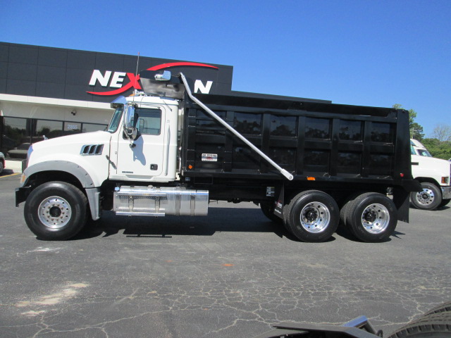 2020 Mack Granite - image 8