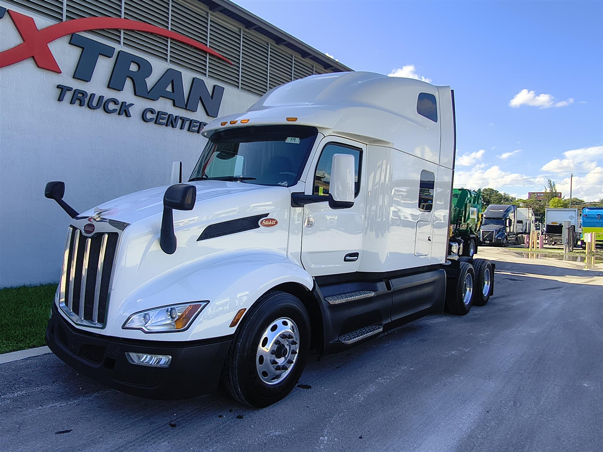 2023 Peterbilt 579