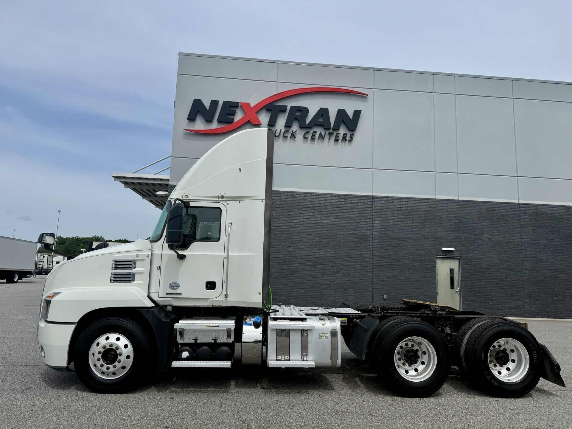 2022 Mack Anthem in Duluth, GA — photo 2