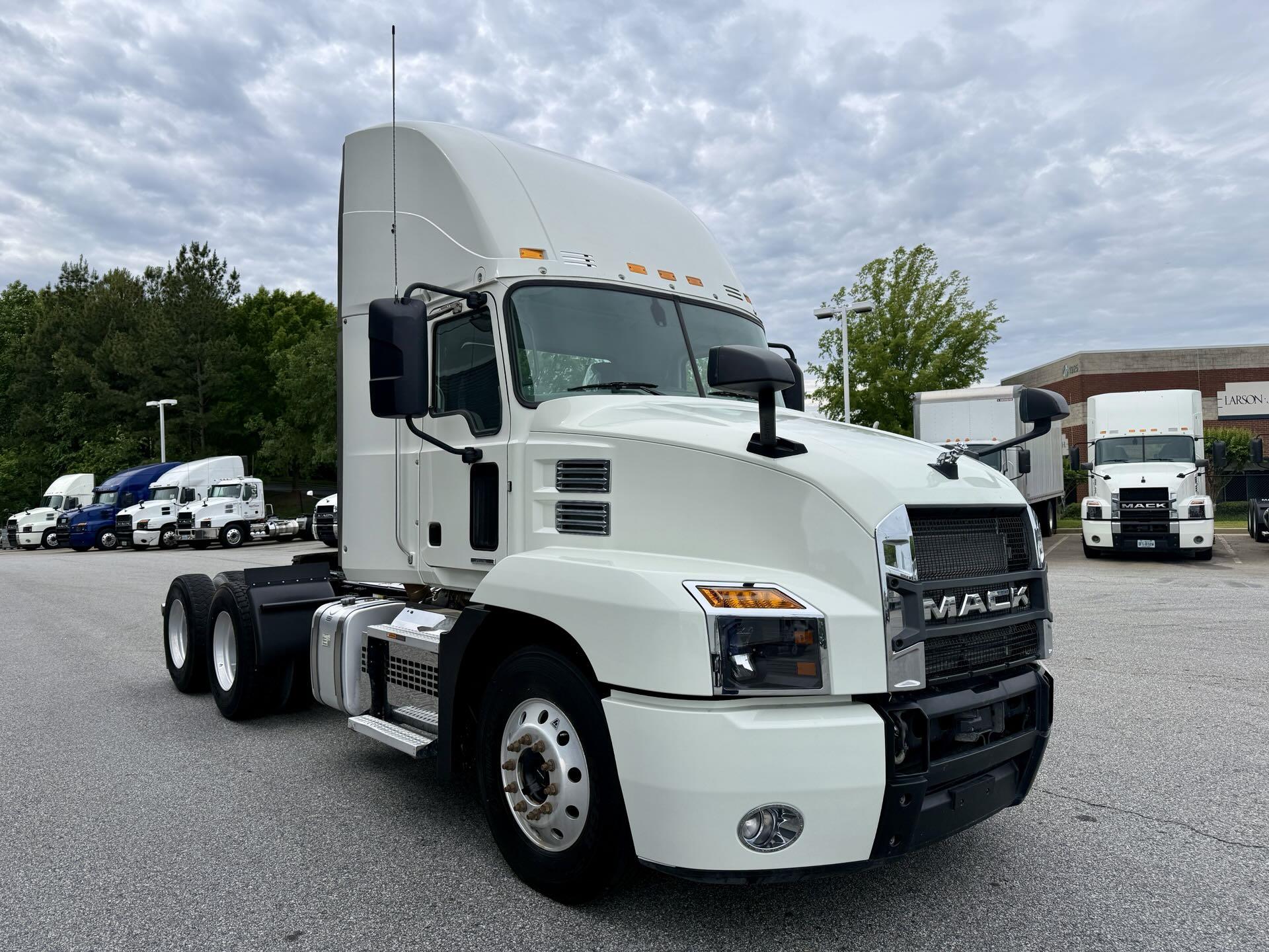 2022 Mack Anthem in Duluth, GA — photo 4