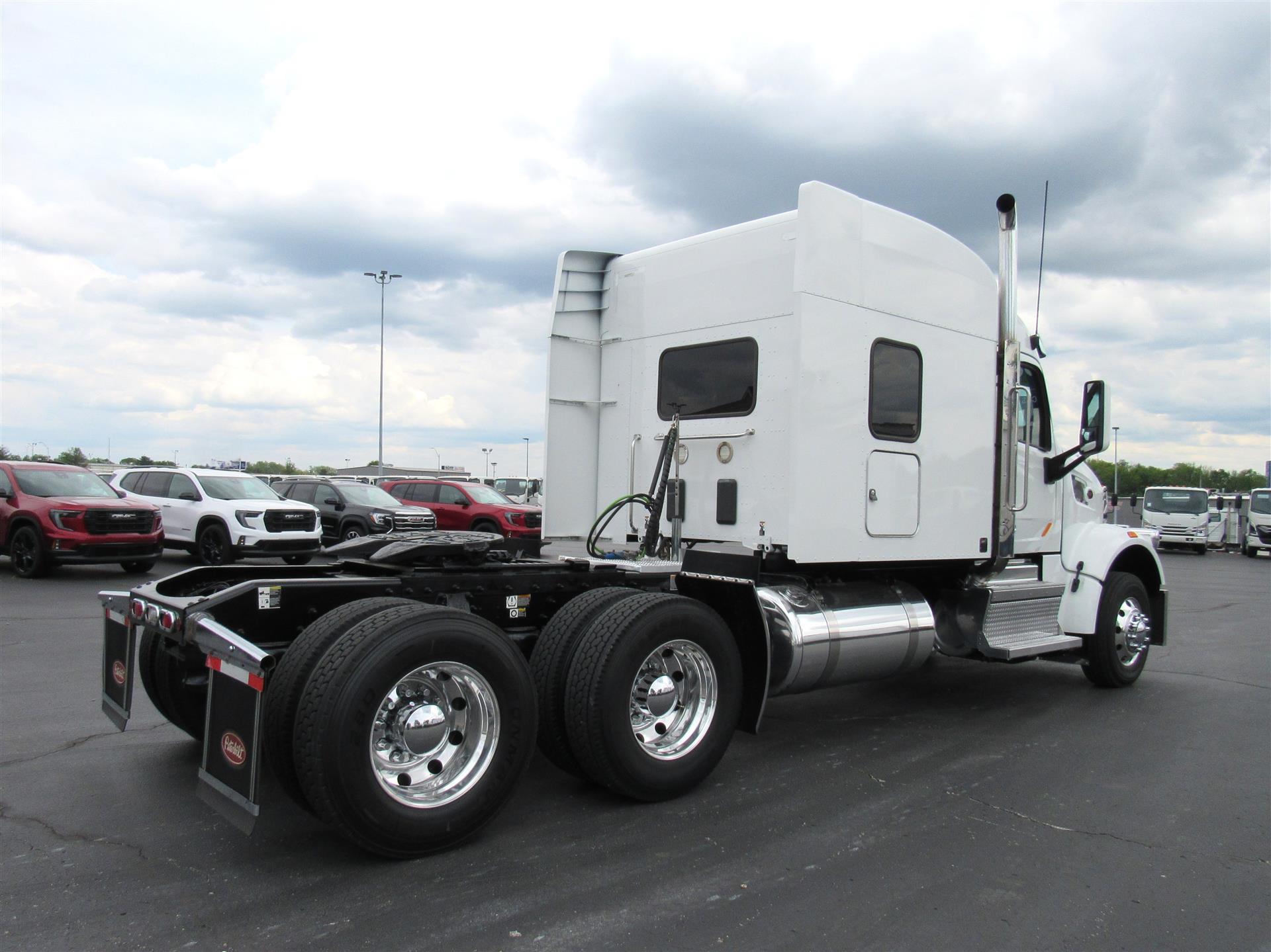 2020 Peterbilt 567 in Kansas City, MO — photo 5