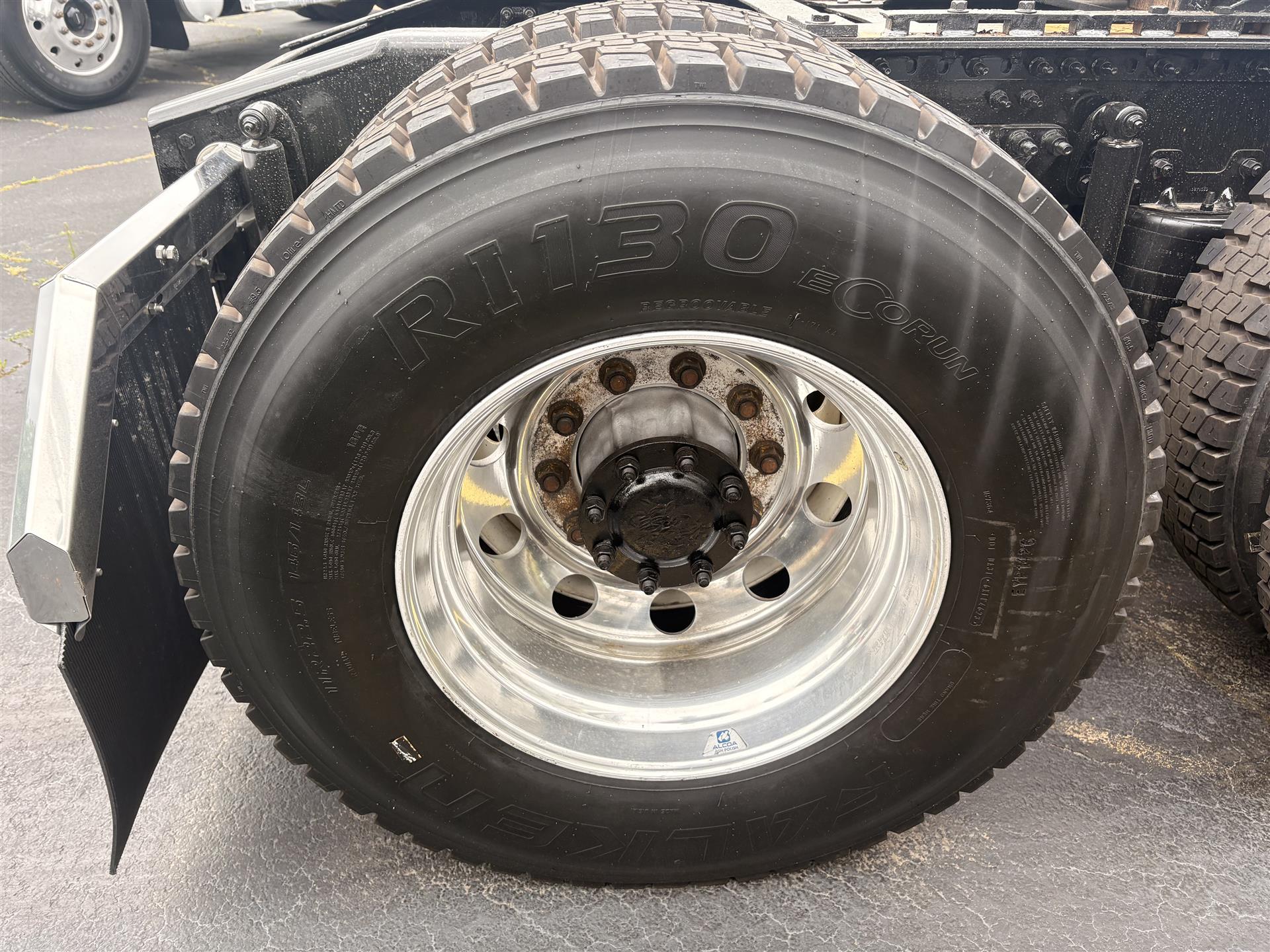 2018 Mack Pinnacle in Macon, GA — photo 8