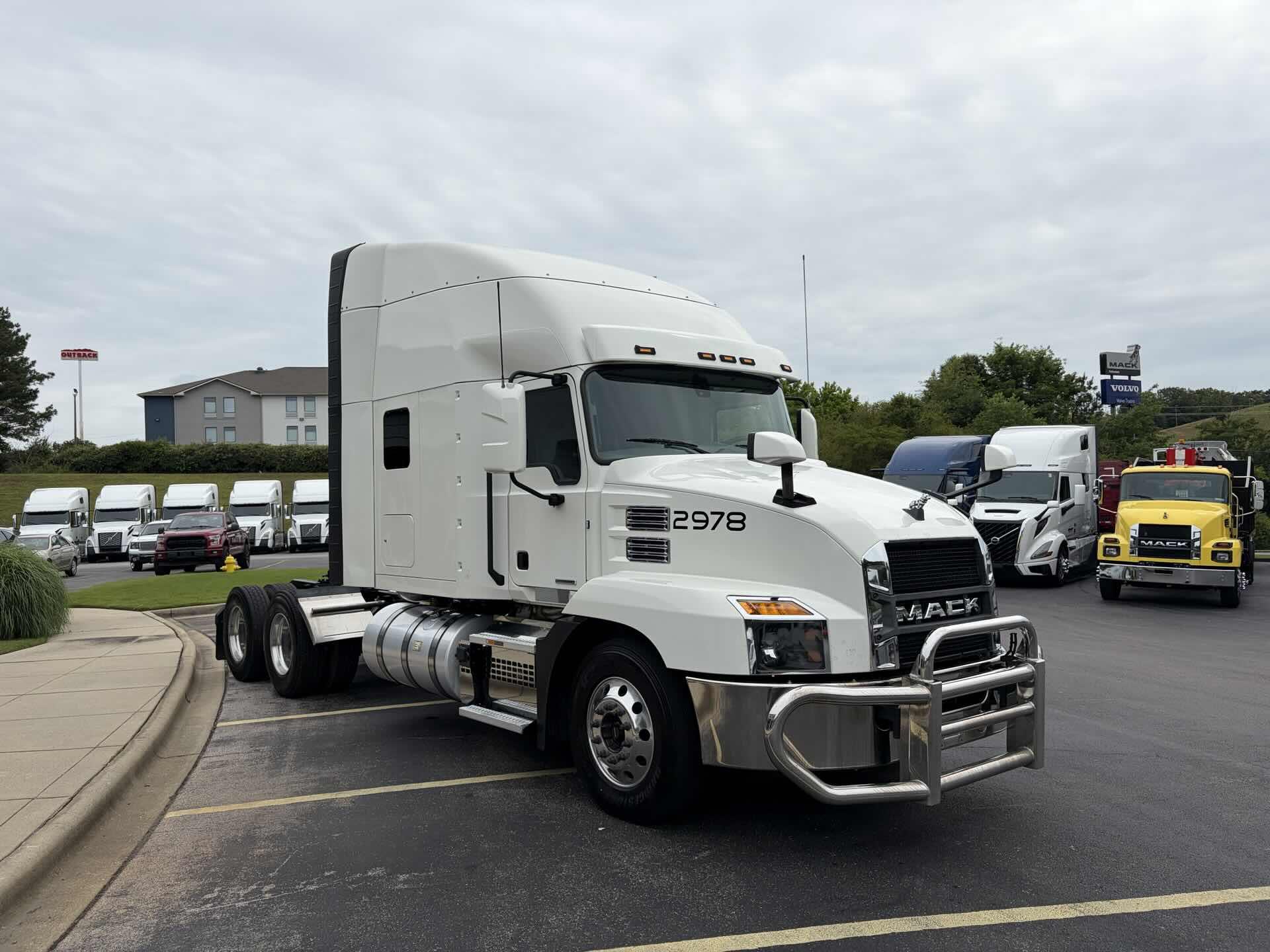 2022 Mack Anthem in Fultondale, AL — photo 3
