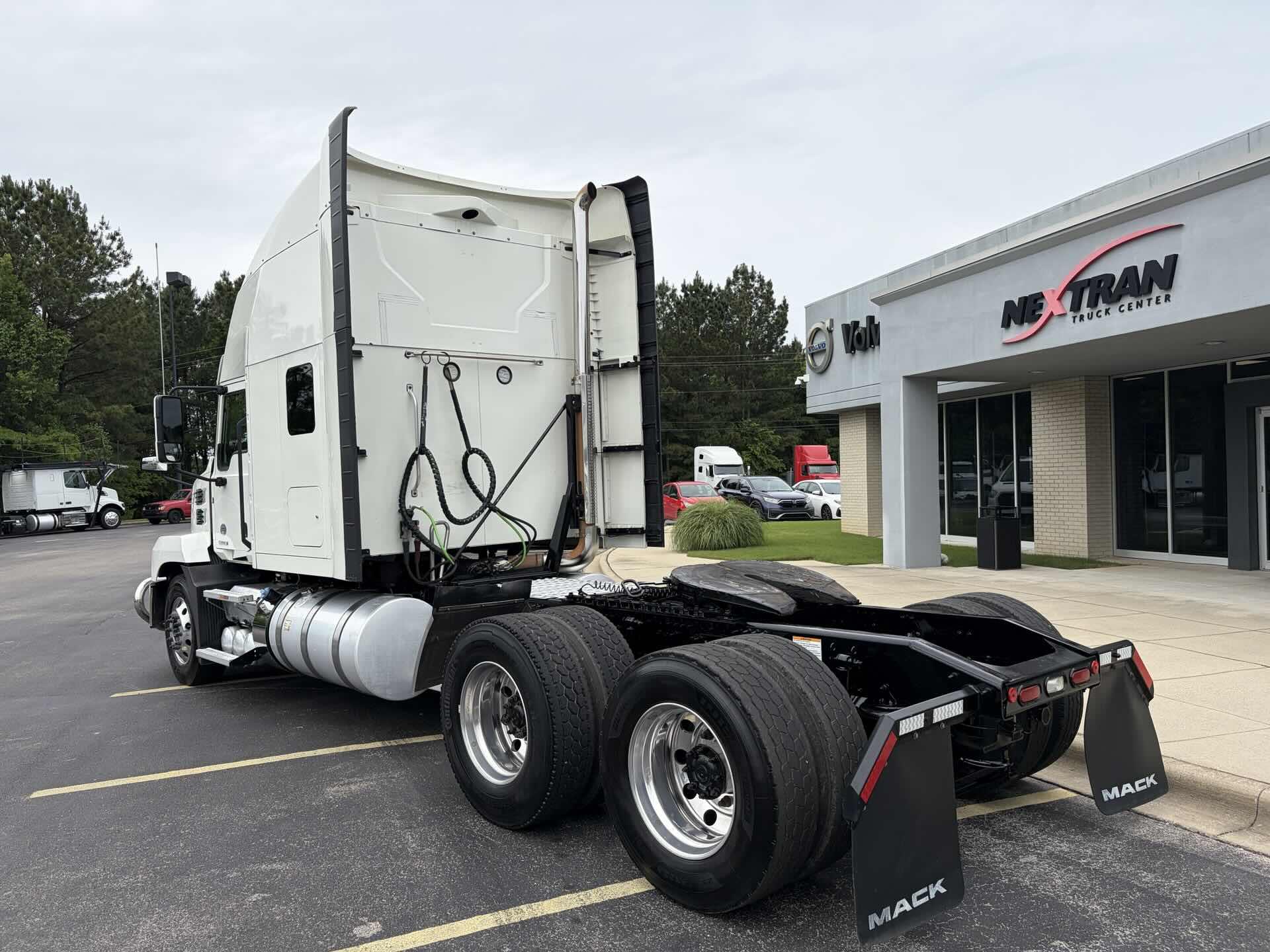 2022 Mack Anthem in Fultondale, AL — photo 8