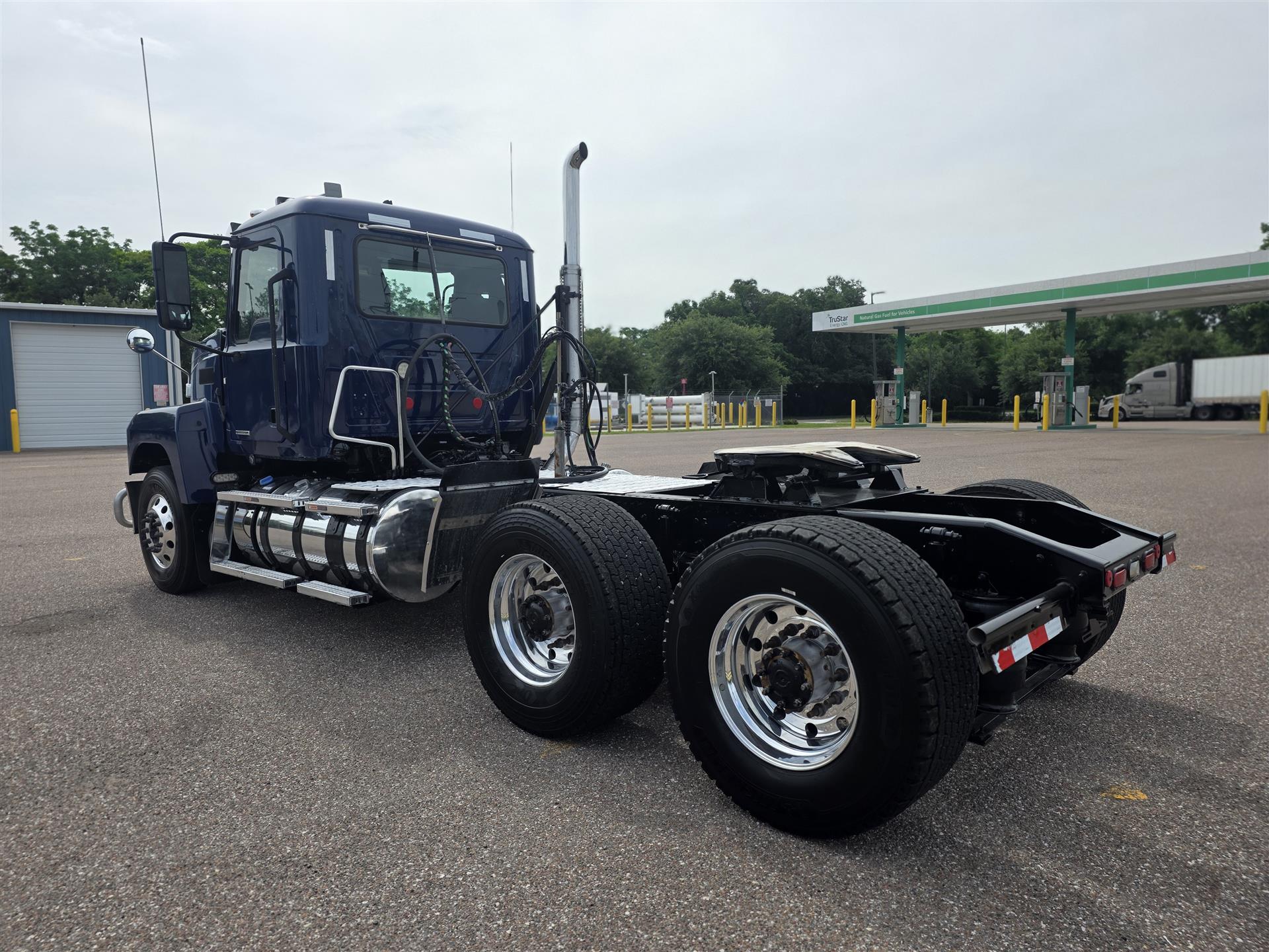 2024 Mack Pinnacle in Orlando, FL — photo 7