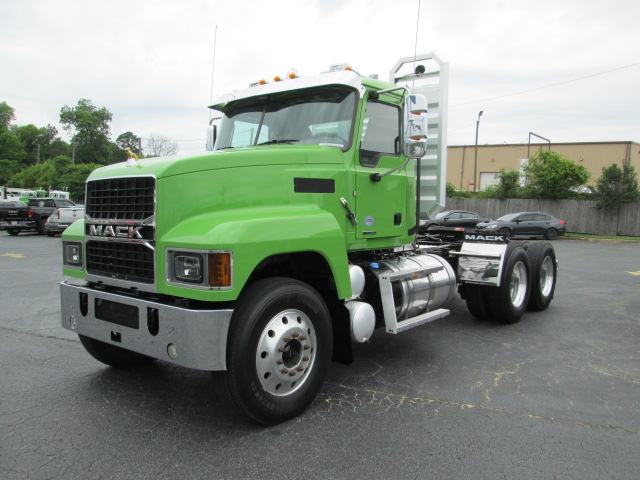 2022 Mack PI64T