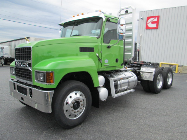 2022 Mack PI64T