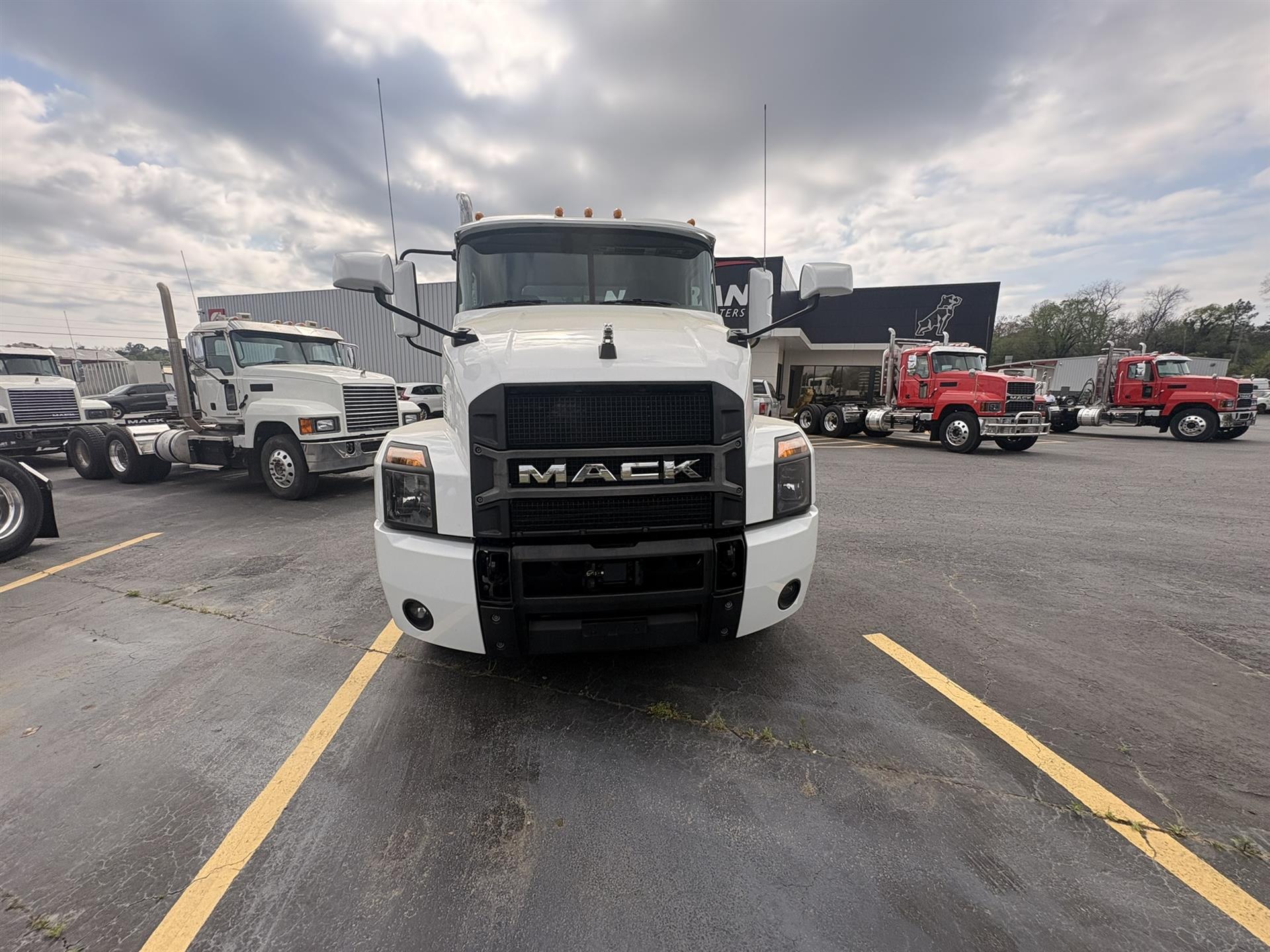 2022 Mack Anthem in Macon, GA — photo 3