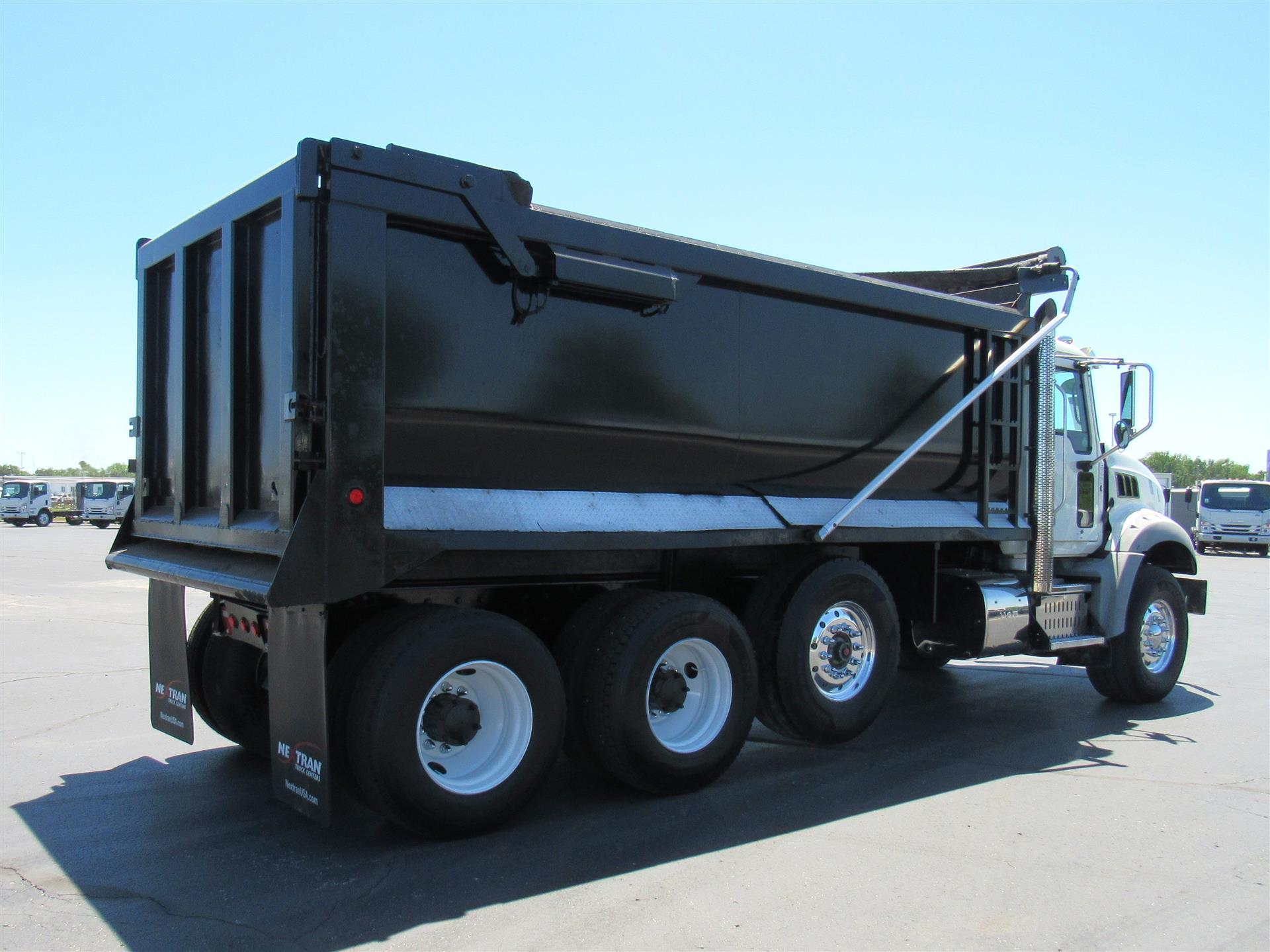 2014 Mack in Kansas City, MO — photo 5