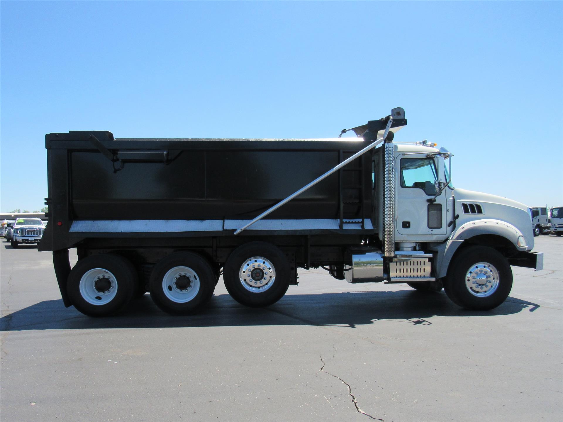 2014 Mack in Kansas City, MO — photo 6