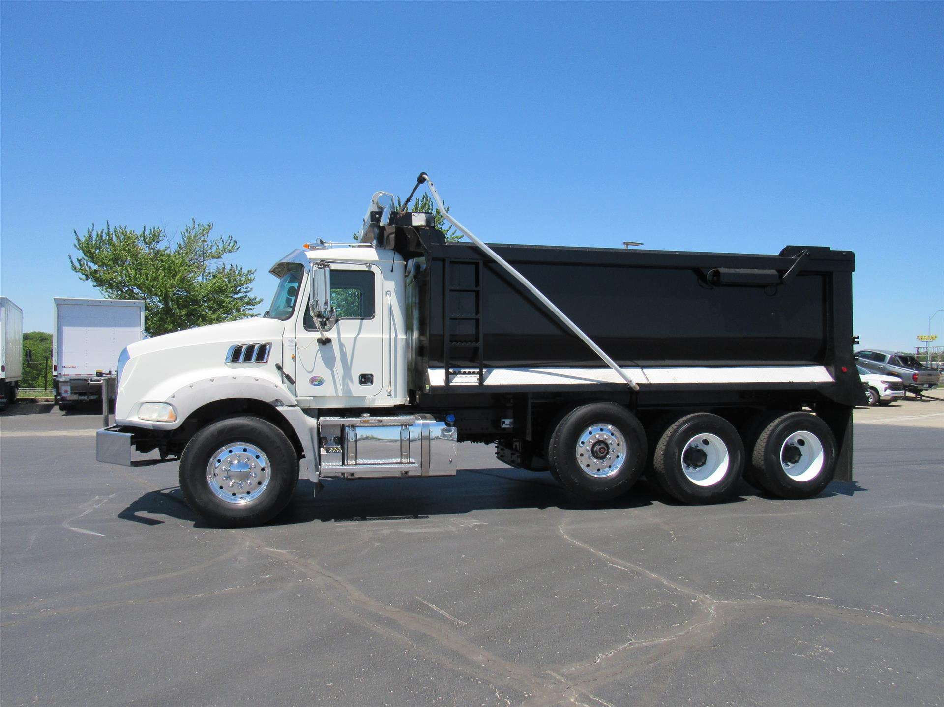 2014 Mack in Kansas City, MO — photo 2
