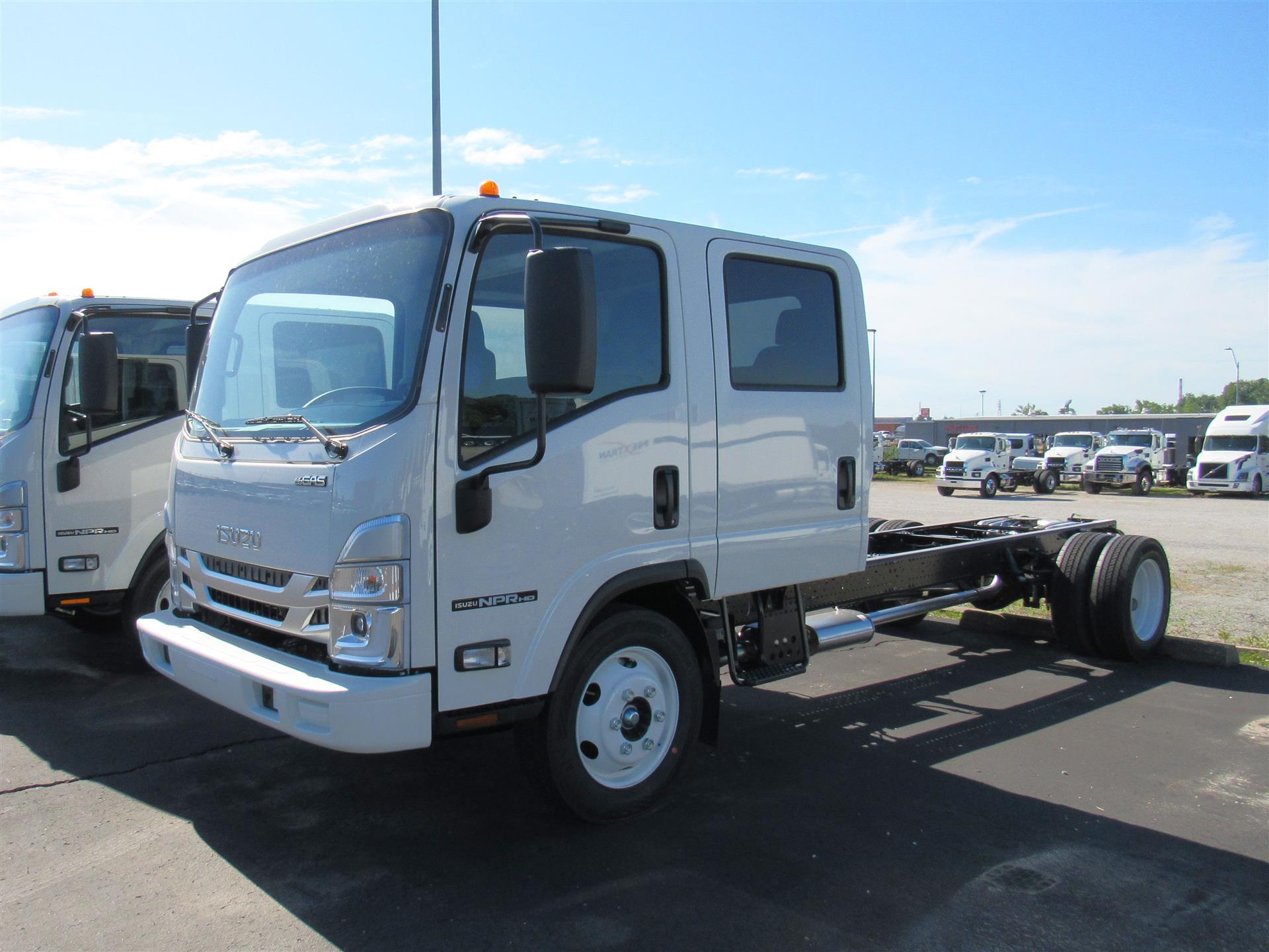 2027 Isuzu NPR HD GAS