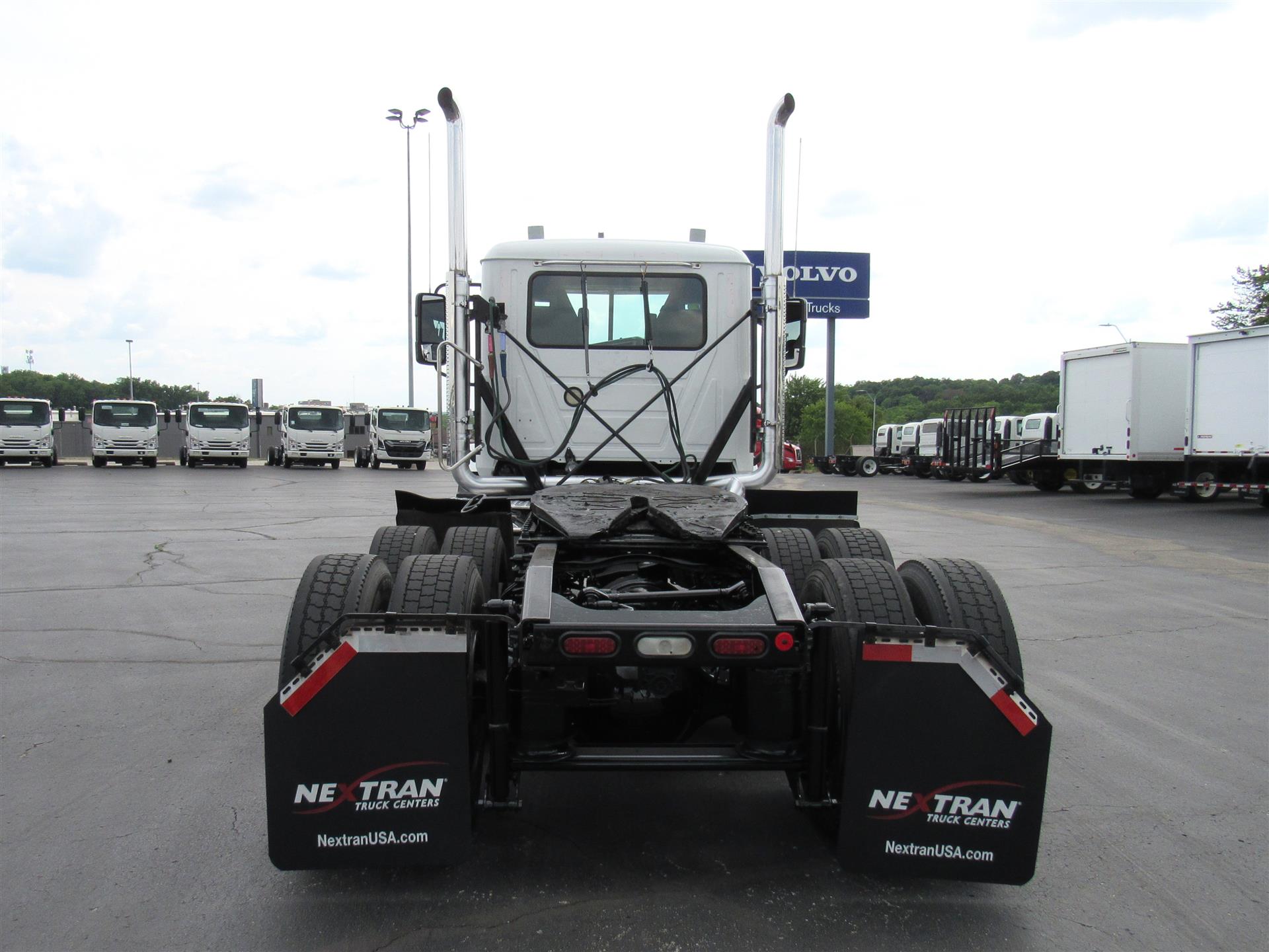 2021 Mack Anthem in Kansas City, MO — photo 5