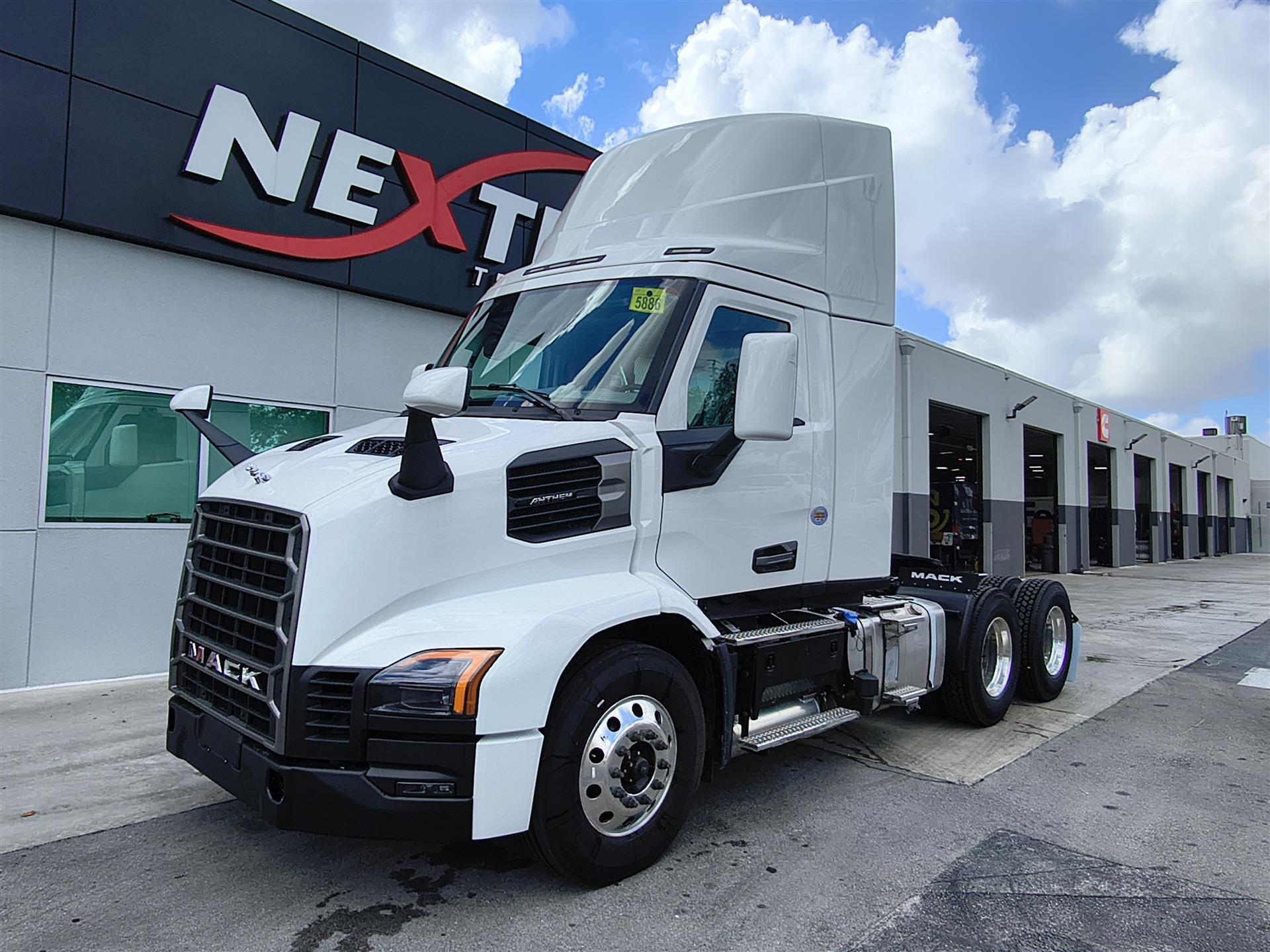 2027 Mack AN64T
