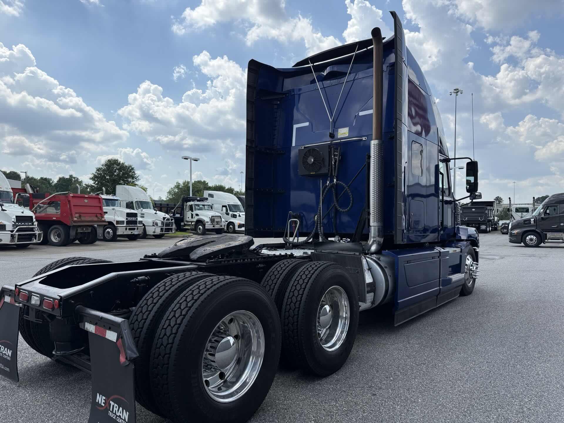 2021 Mack Anthem in Duluth, GA — photo 6